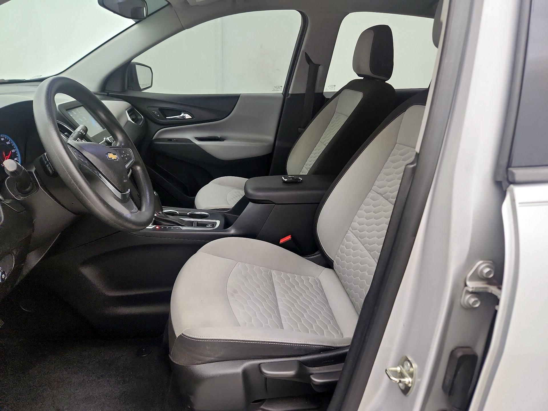 Thumbnail: 2018 Chevrolet Equinox - 11
