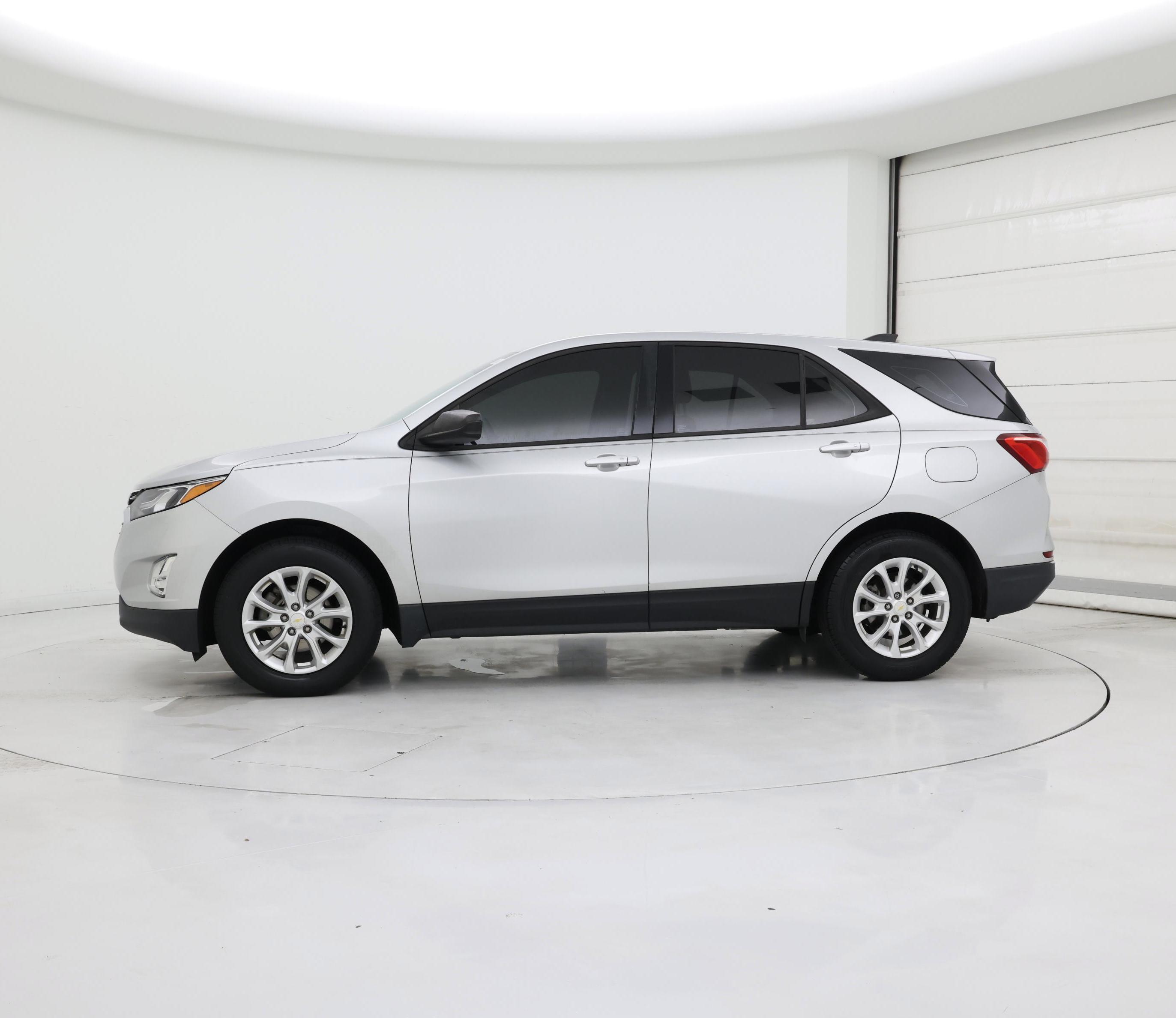 Thumbnail: 2018 Chevrolet Equinox - 3
