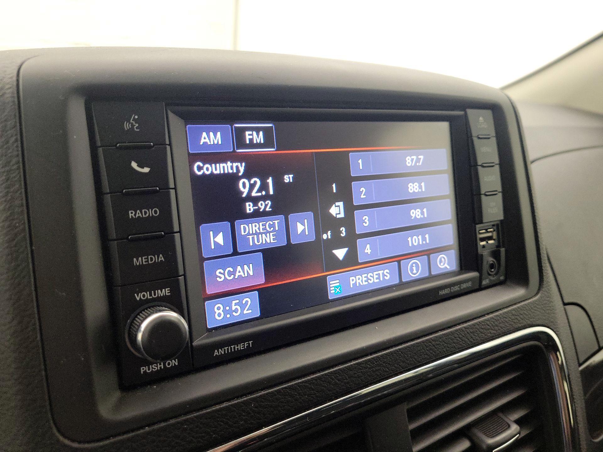Thumbnail: 2020 Dodge Grand Caravan - 15