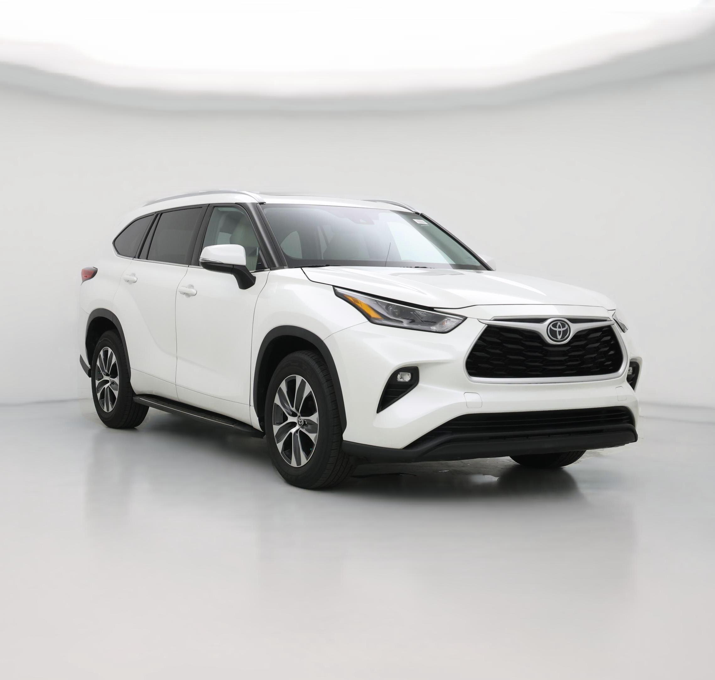 Thumbnail: 2021 Toyota Highlander - 1