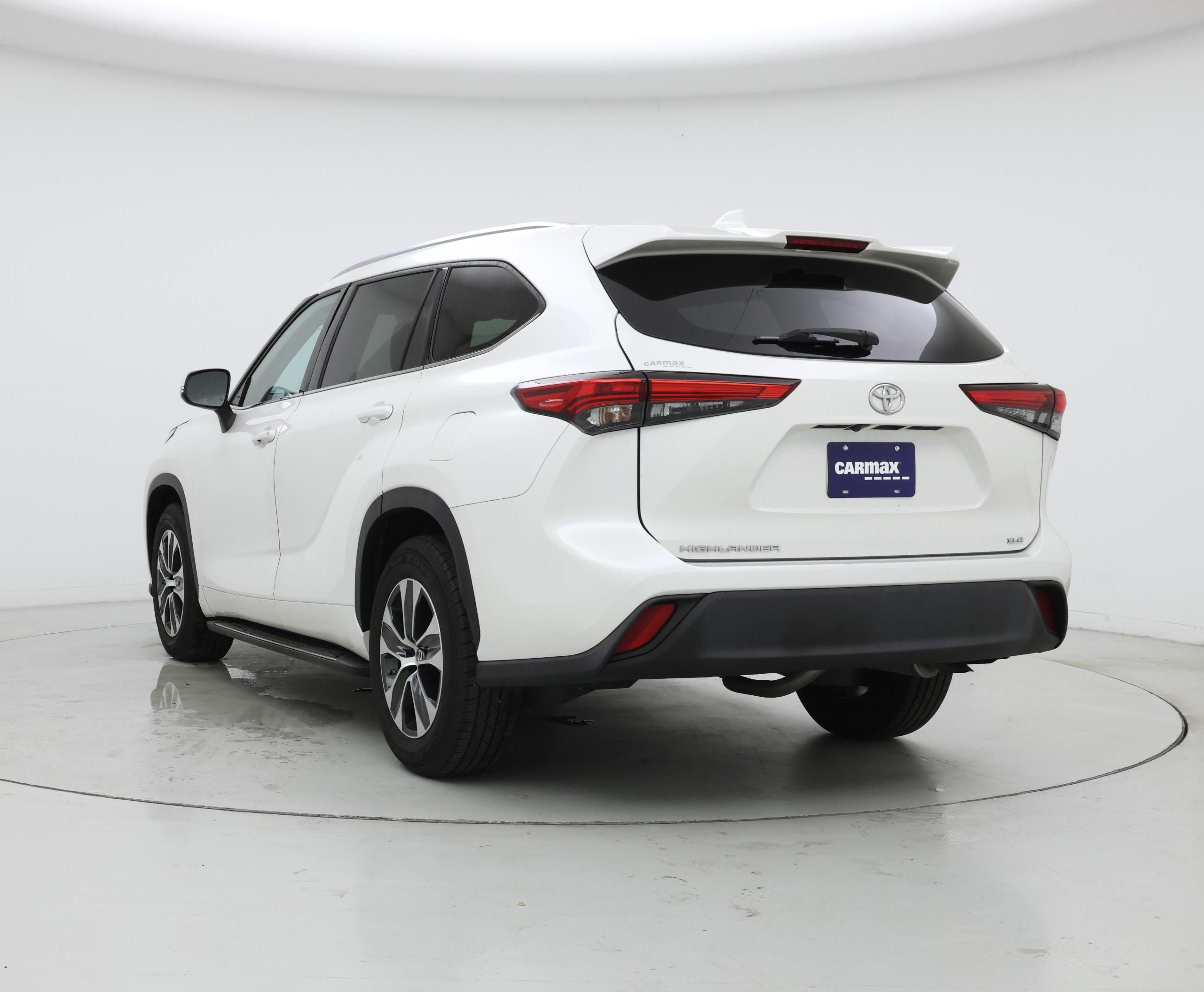 Thumbnail: 2021 Toyota Highlander - 2