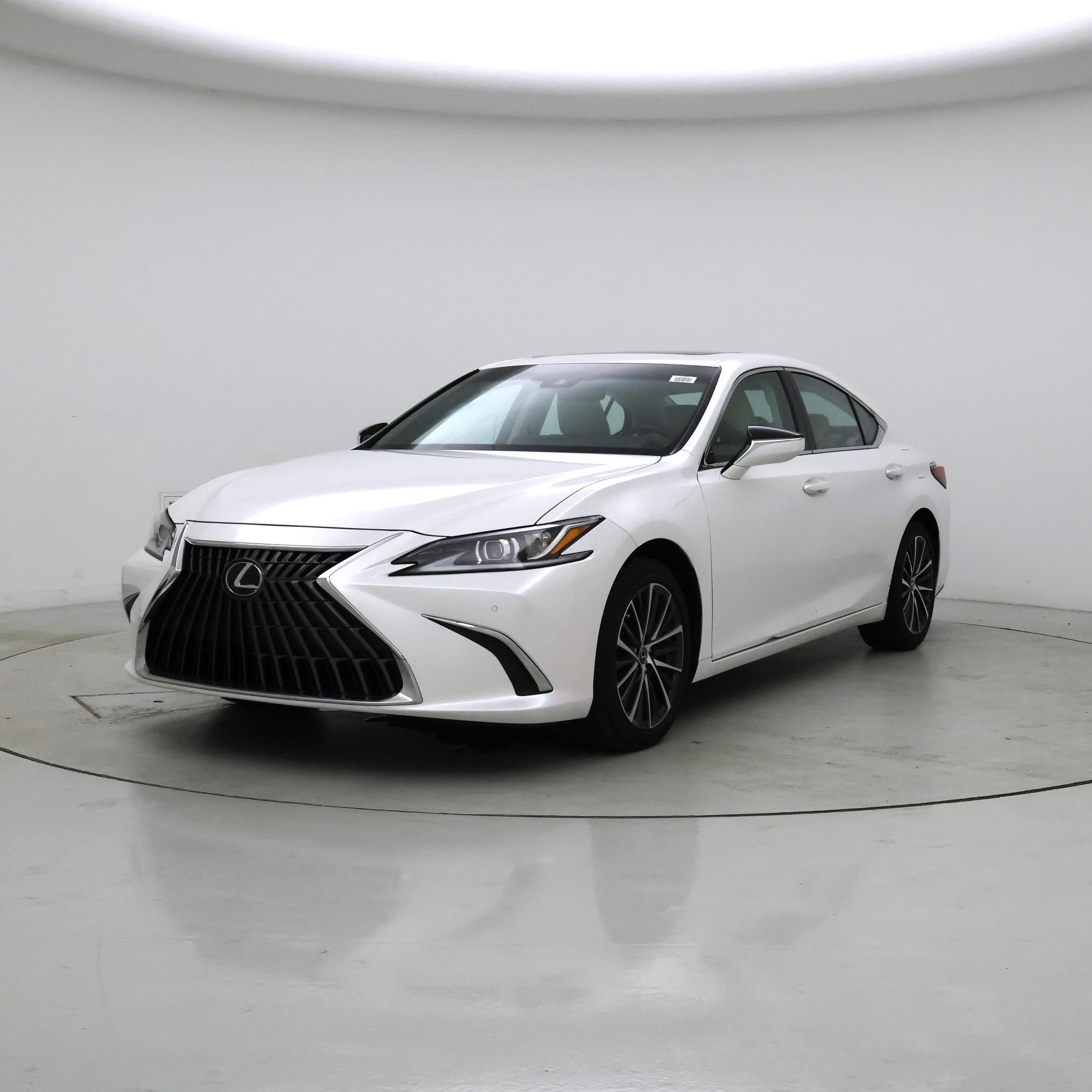 Thumbnail: 2022 Lexus ES - 4