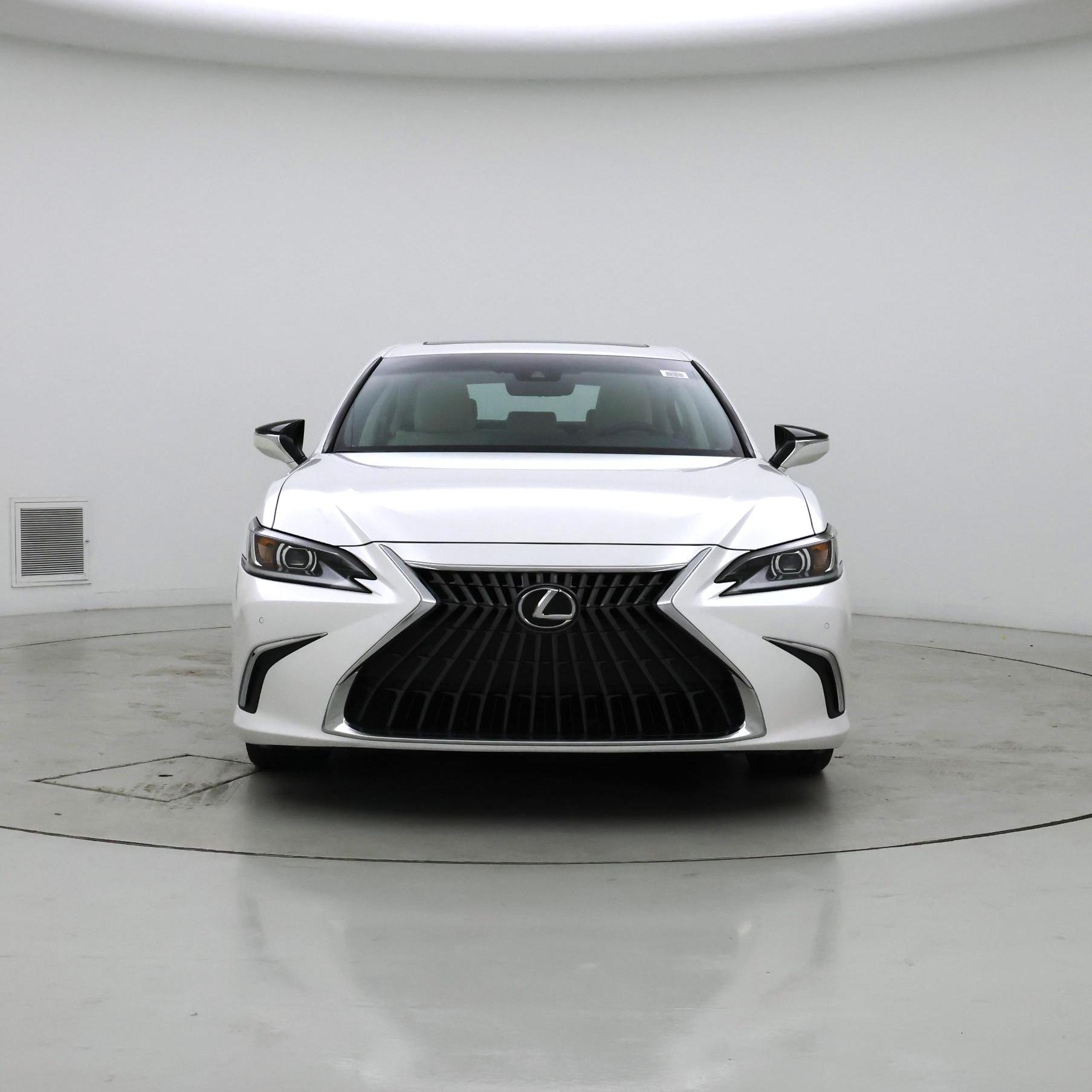 Thumbnail: 2022 Lexus ES - 5