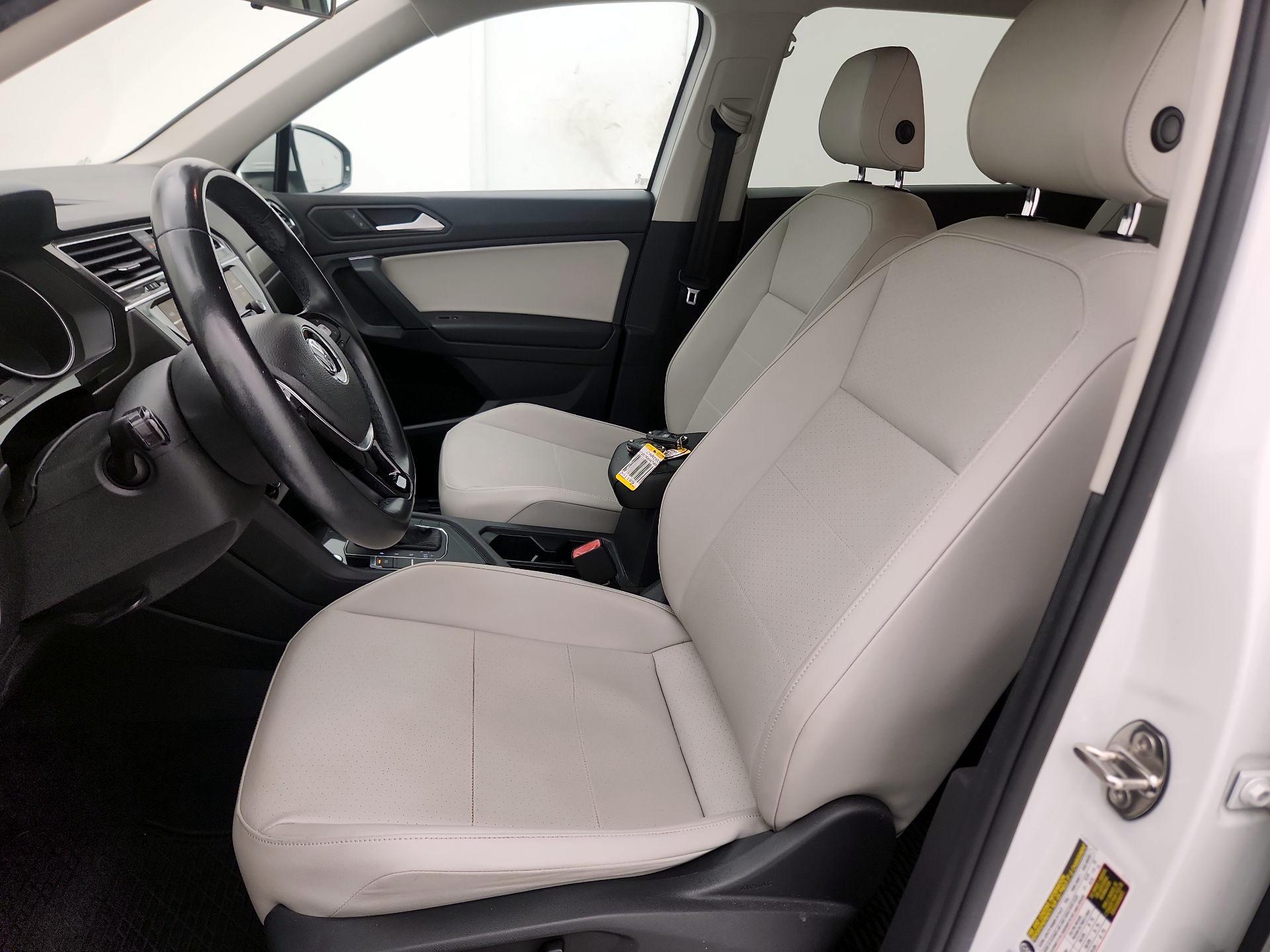 Thumbnail: 2019 Volkswagen Tiguan - 11