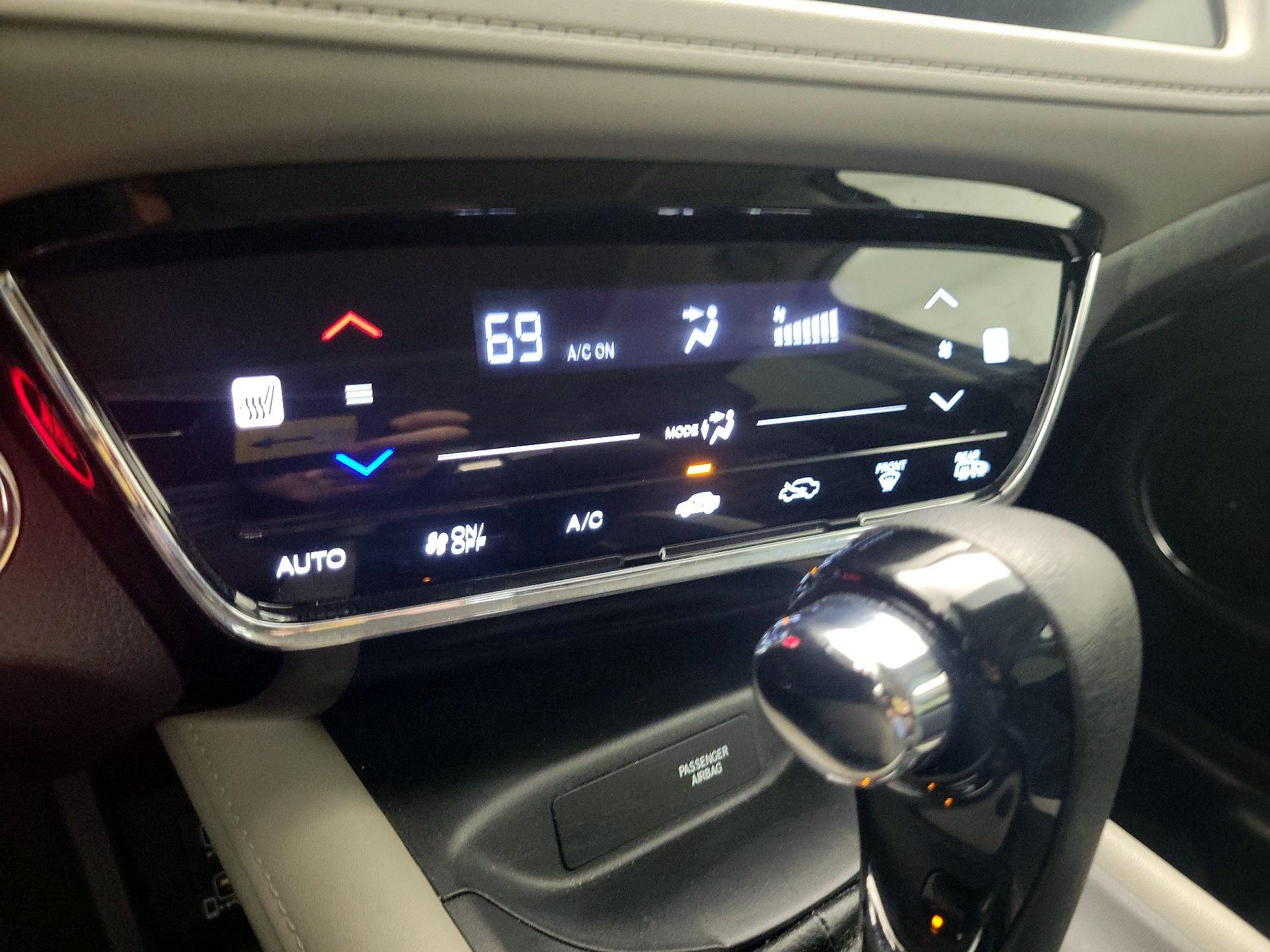 Thumbnail: 2019 Honda HR-V - 16