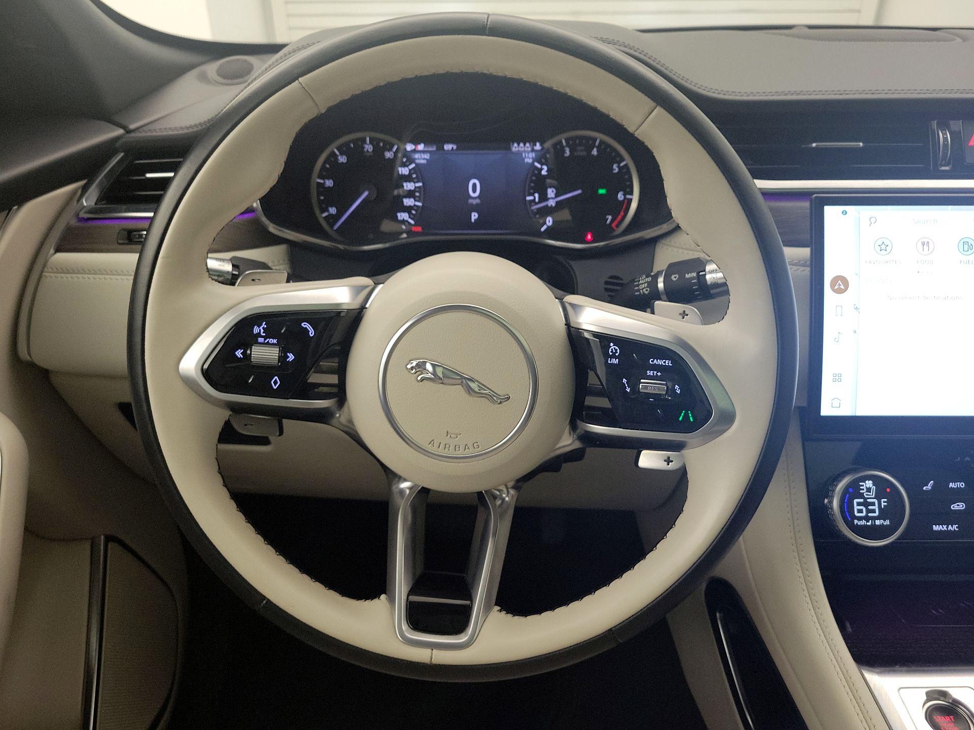 Thumbnail: 2023 Jaguar F-Pace - 10