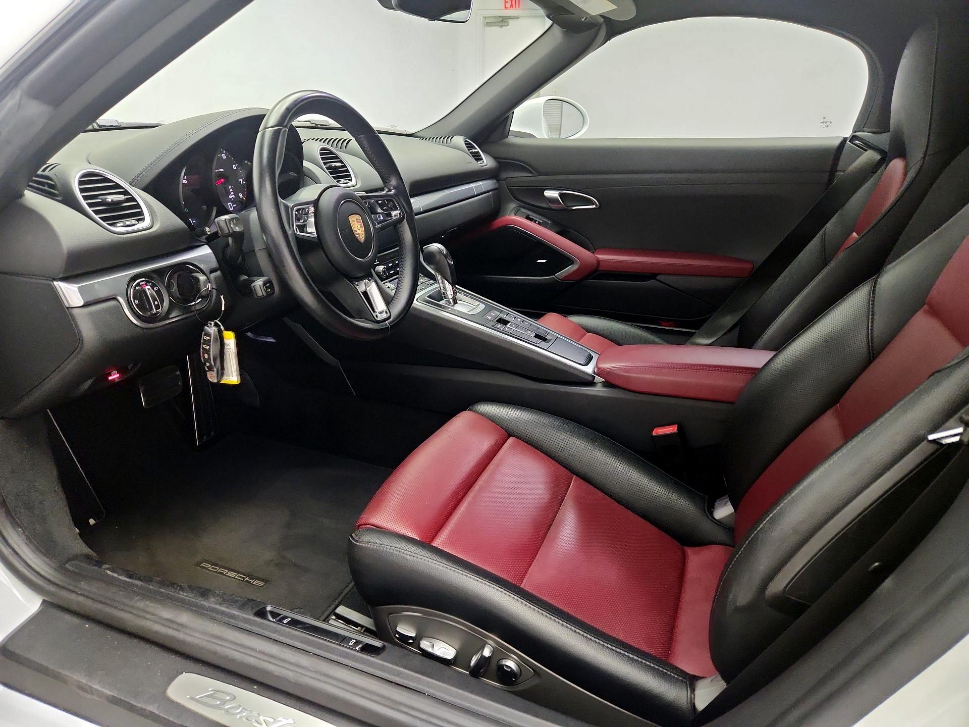 Thumbnail: 2019 Porsche 718 Boxster - 11