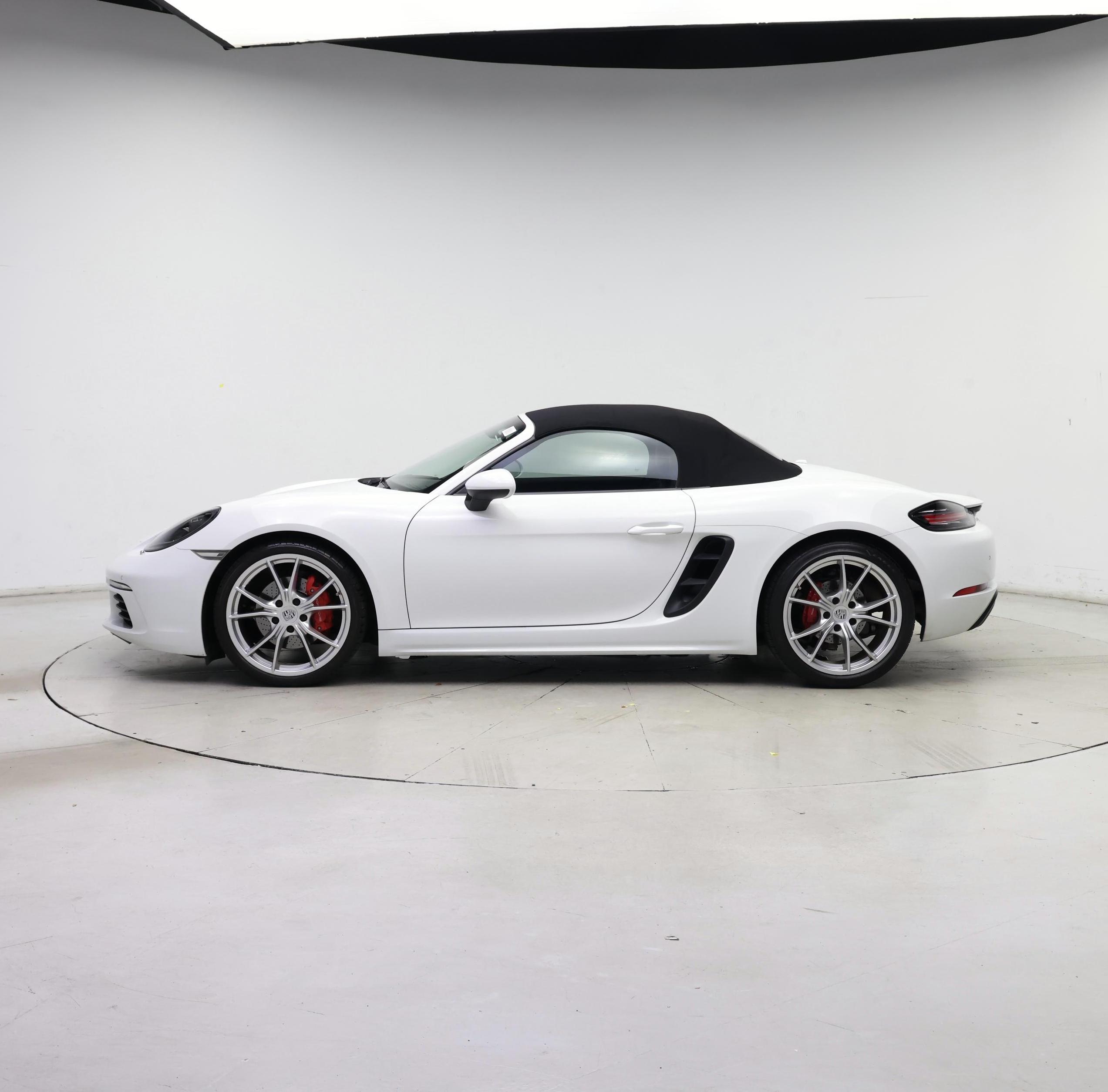 Thumbnail: 2019 Porsche 718 Boxster - 3