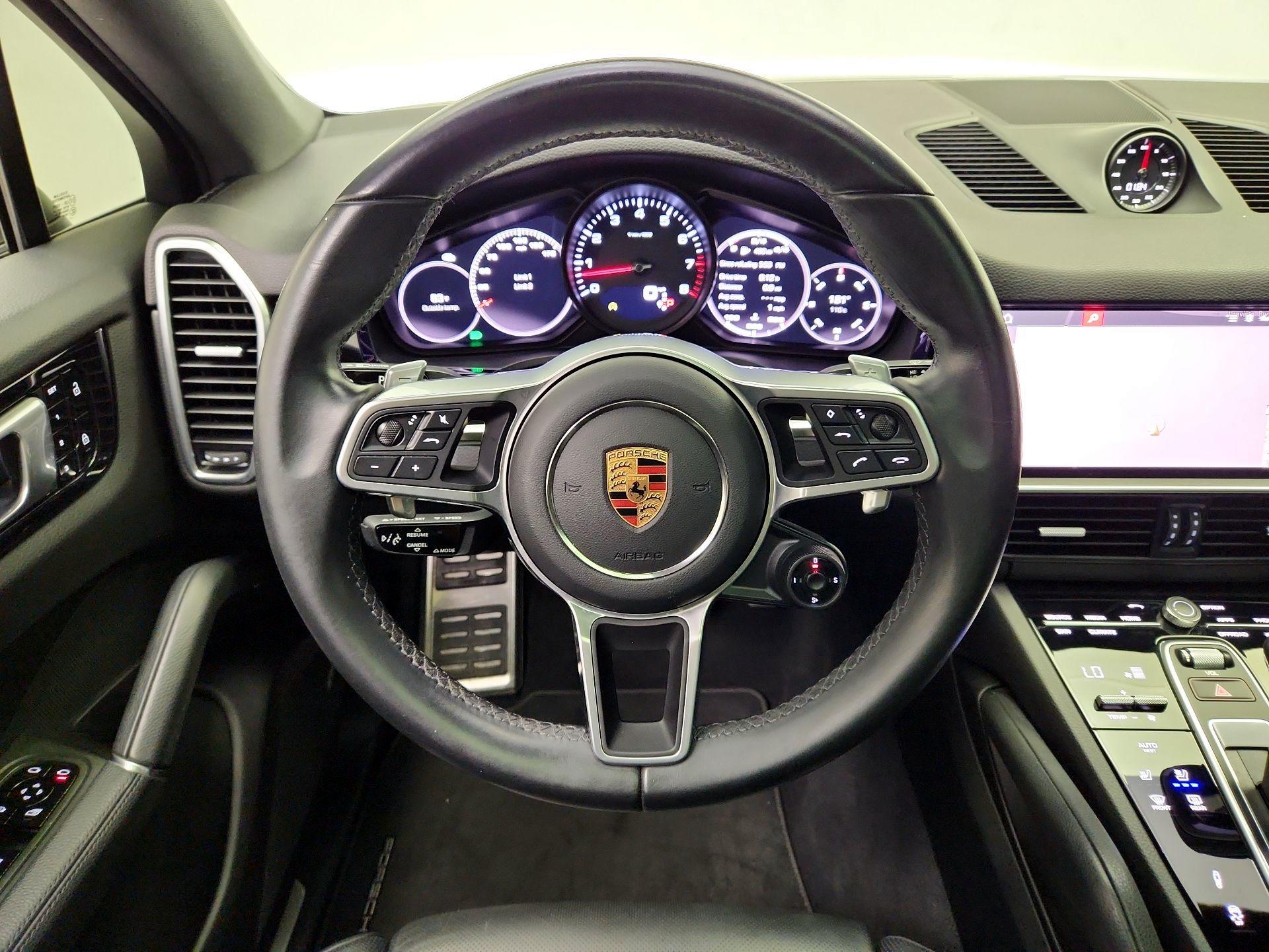 Thumbnail: 2021 Porsche Cayenne - 10