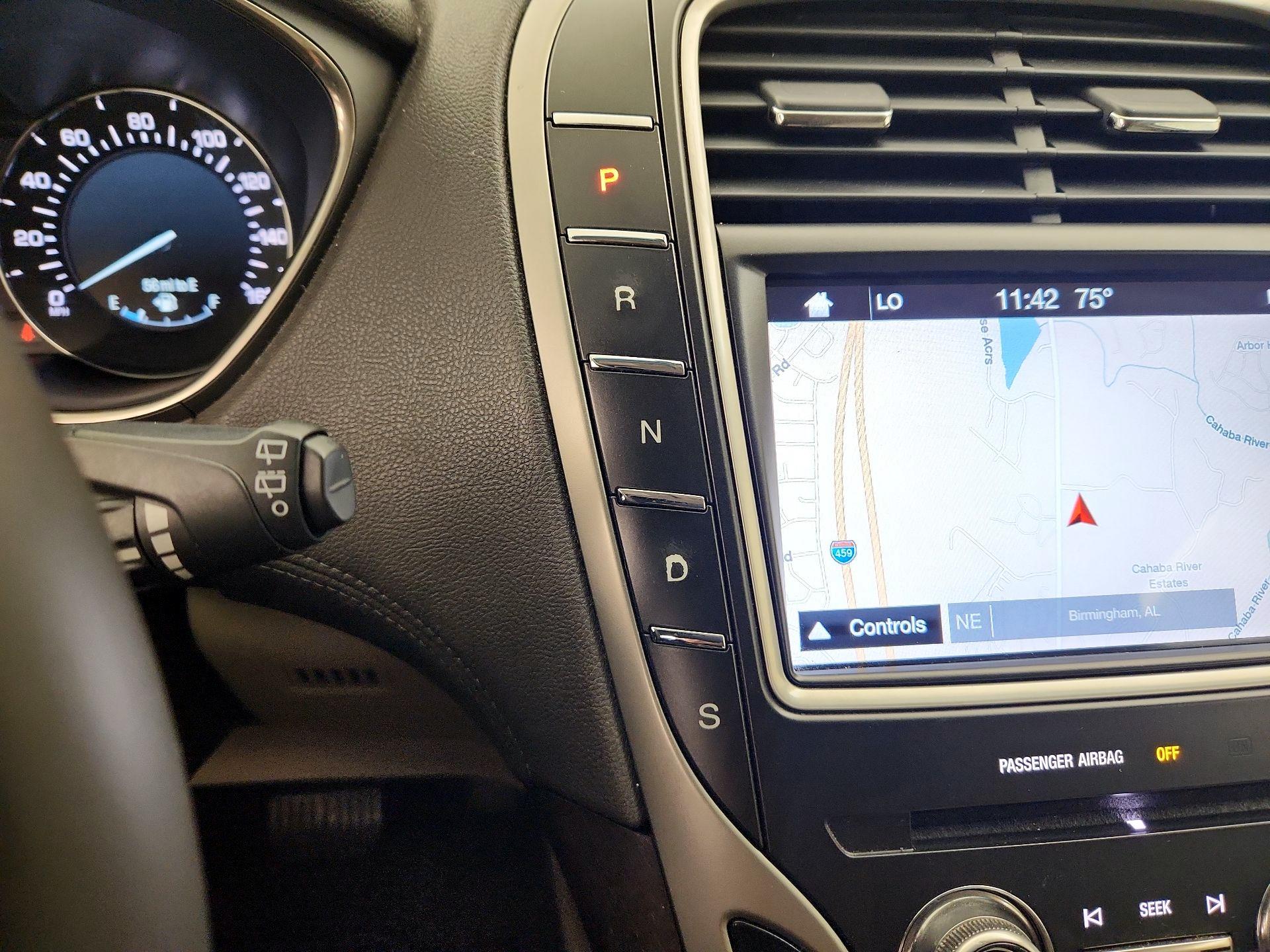 Thumbnail: 2016 Lincoln MKX - 18