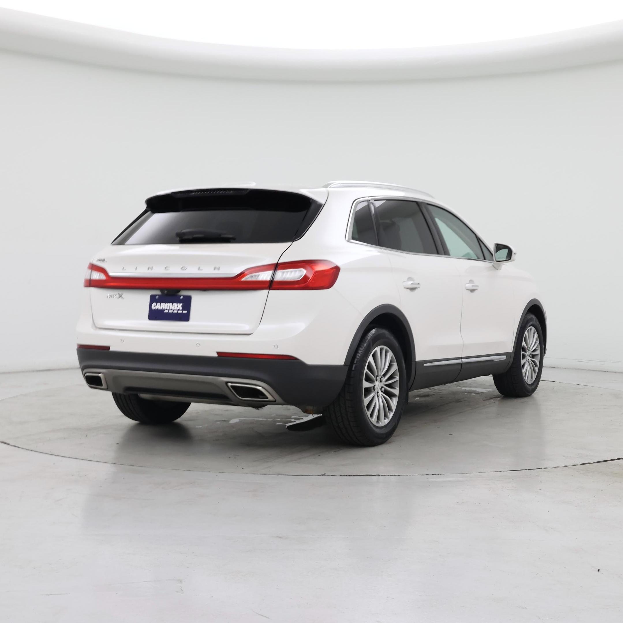 Thumbnail: 2016 Lincoln MKX - 8