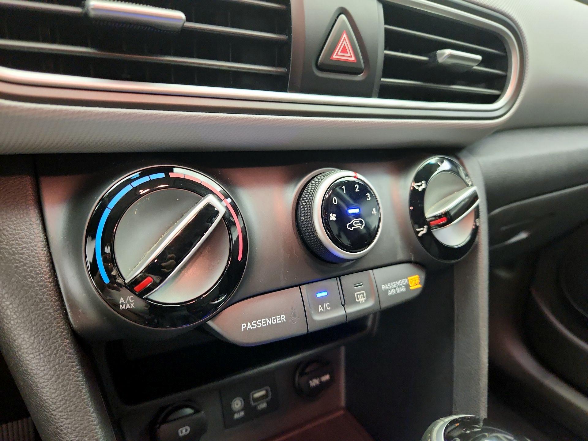 Thumbnail: 2020 Hyundai Kona - 16