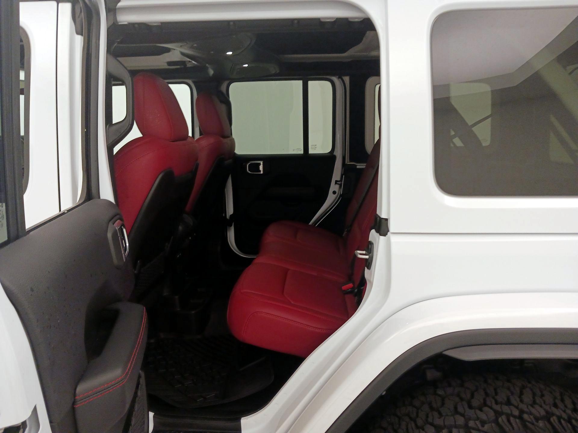 Thumbnail: 2024 Jeep Wrangler - 20