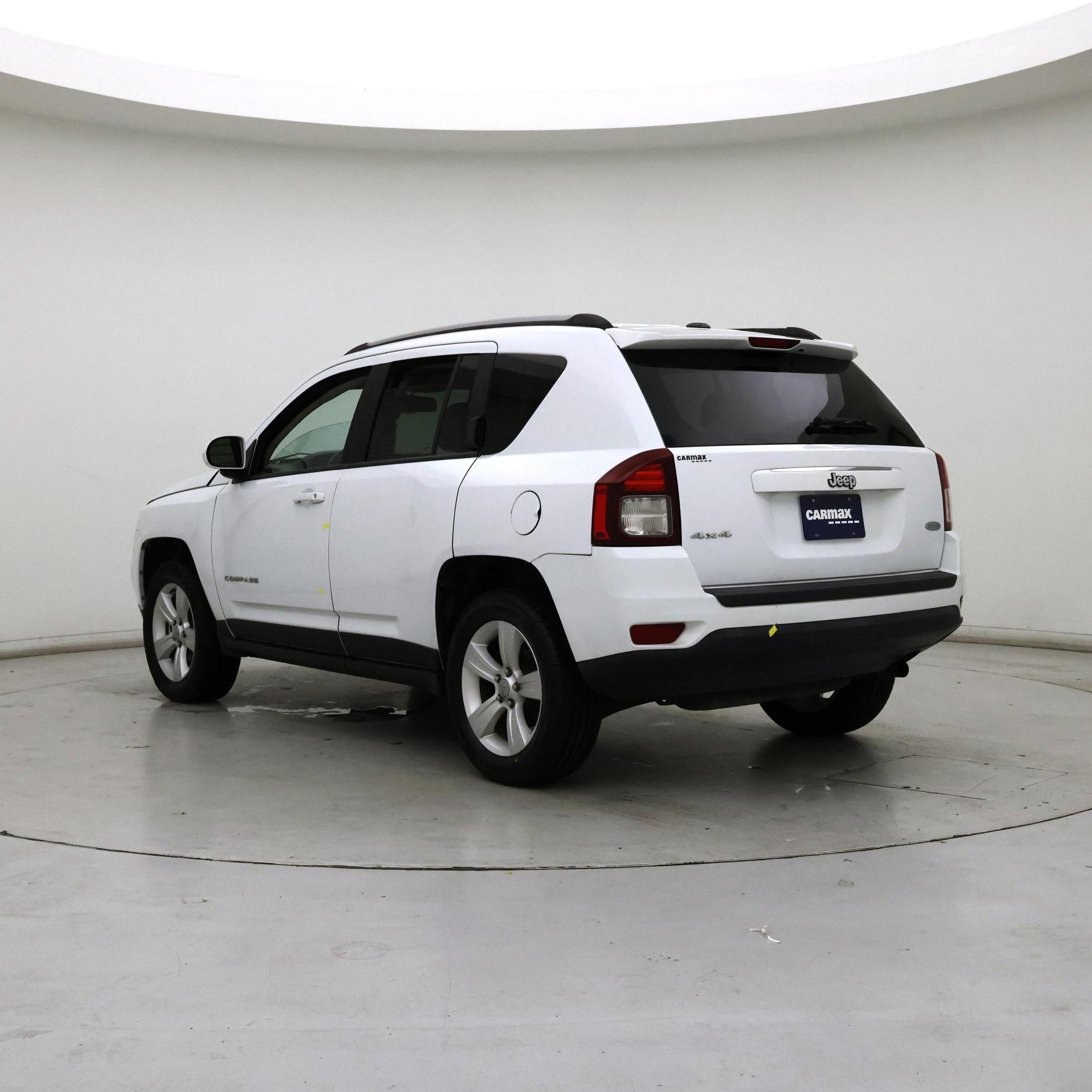 Thumbnail: 2015 Jeep Compass - 2