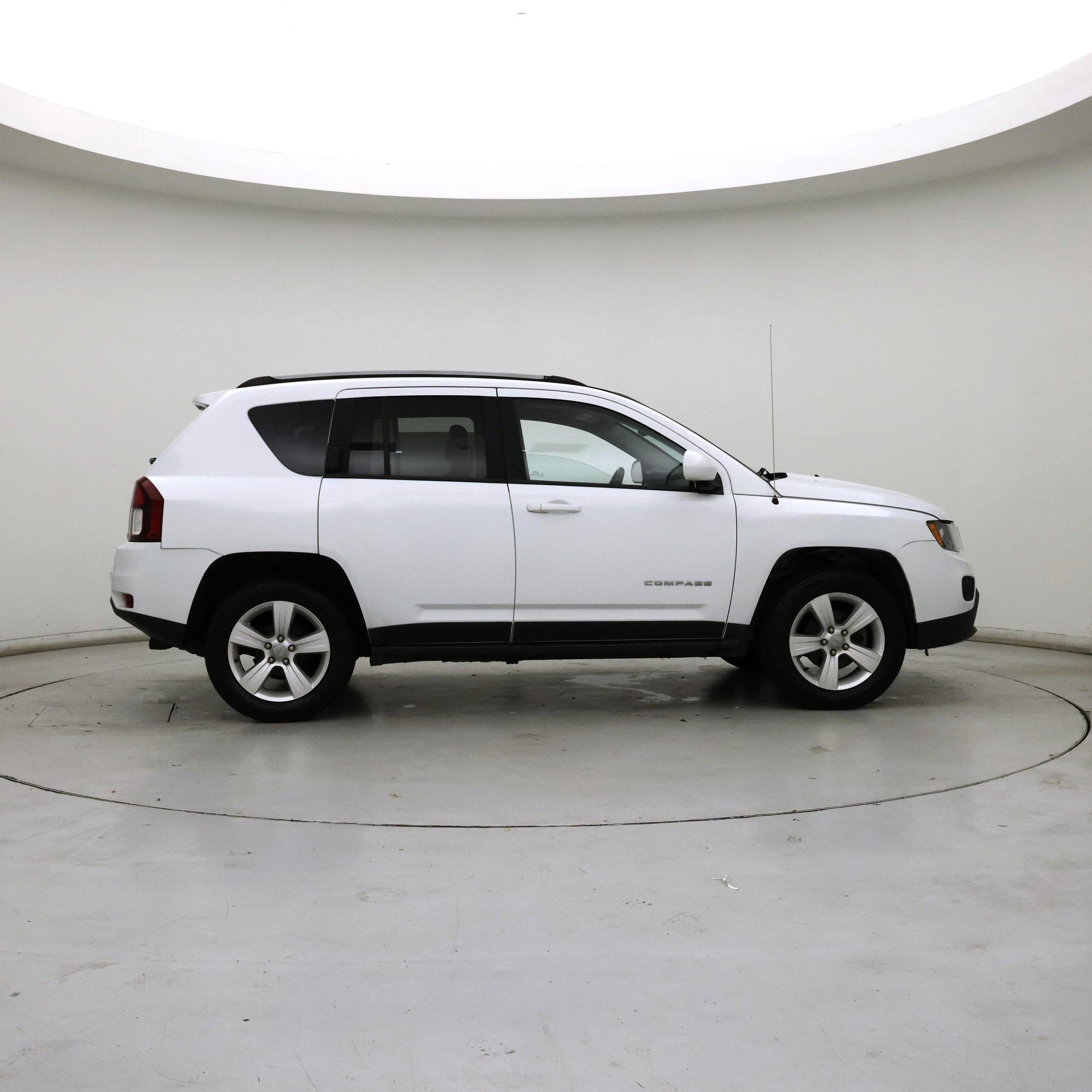Thumbnail: 2015 Jeep Compass - 7