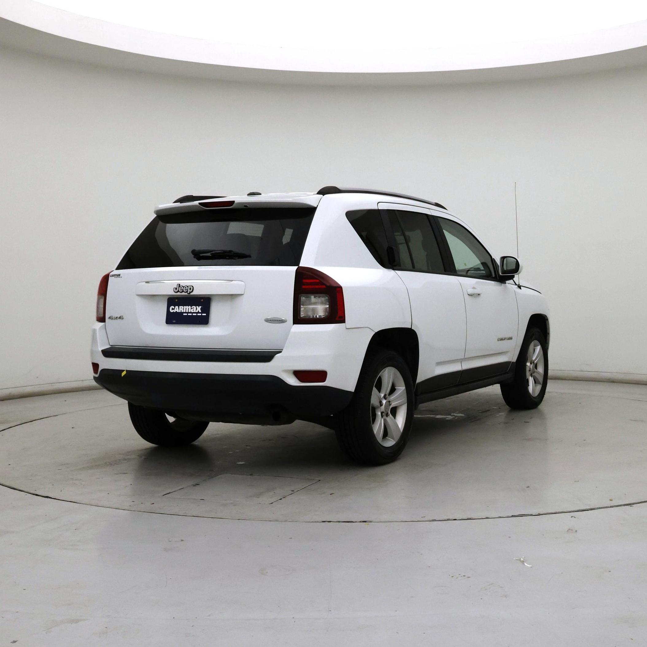Thumbnail: 2015 Jeep Compass - 8