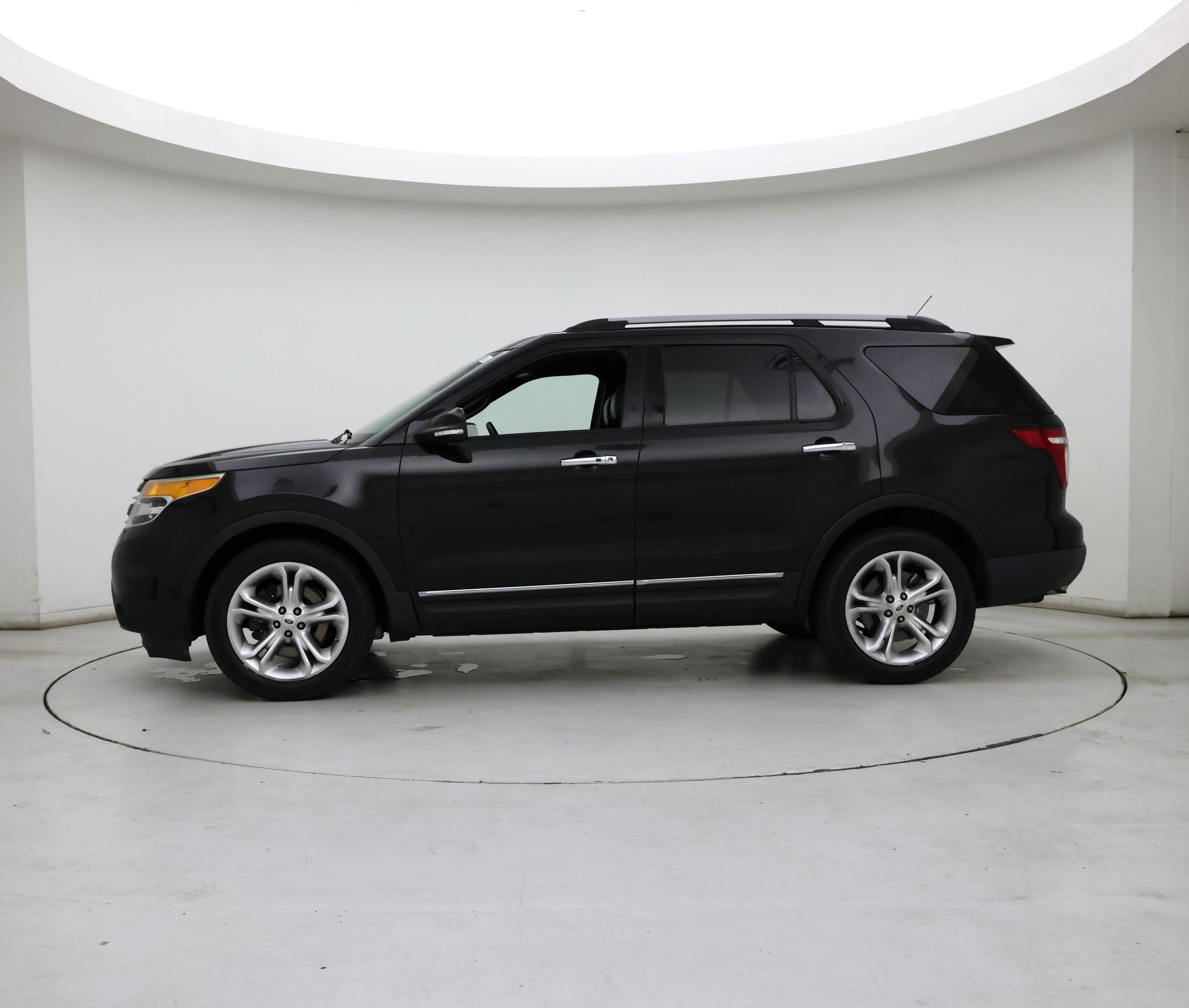 Thumbnail: 2015 Ford Explorer - 3