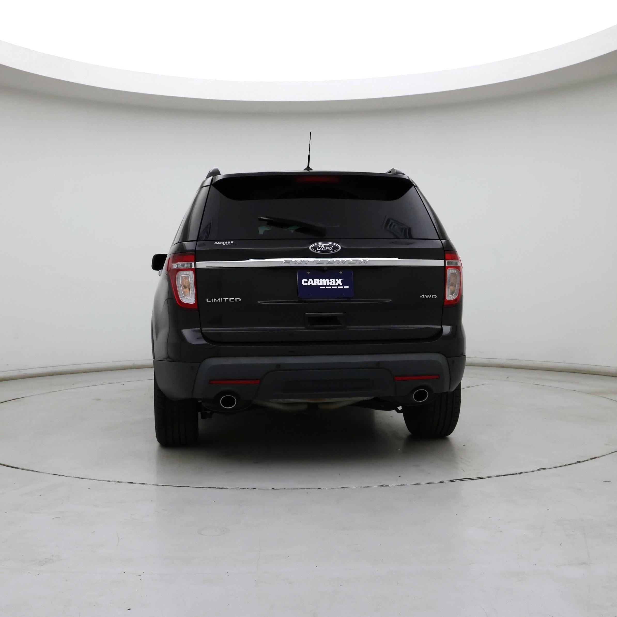 Thumbnail: 2015 Ford Explorer - 6
