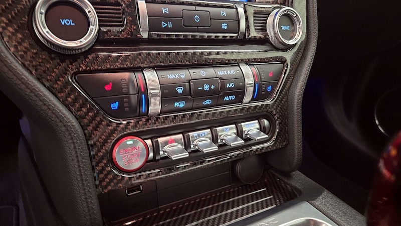 2022 Ford Mustang GT Premium 16