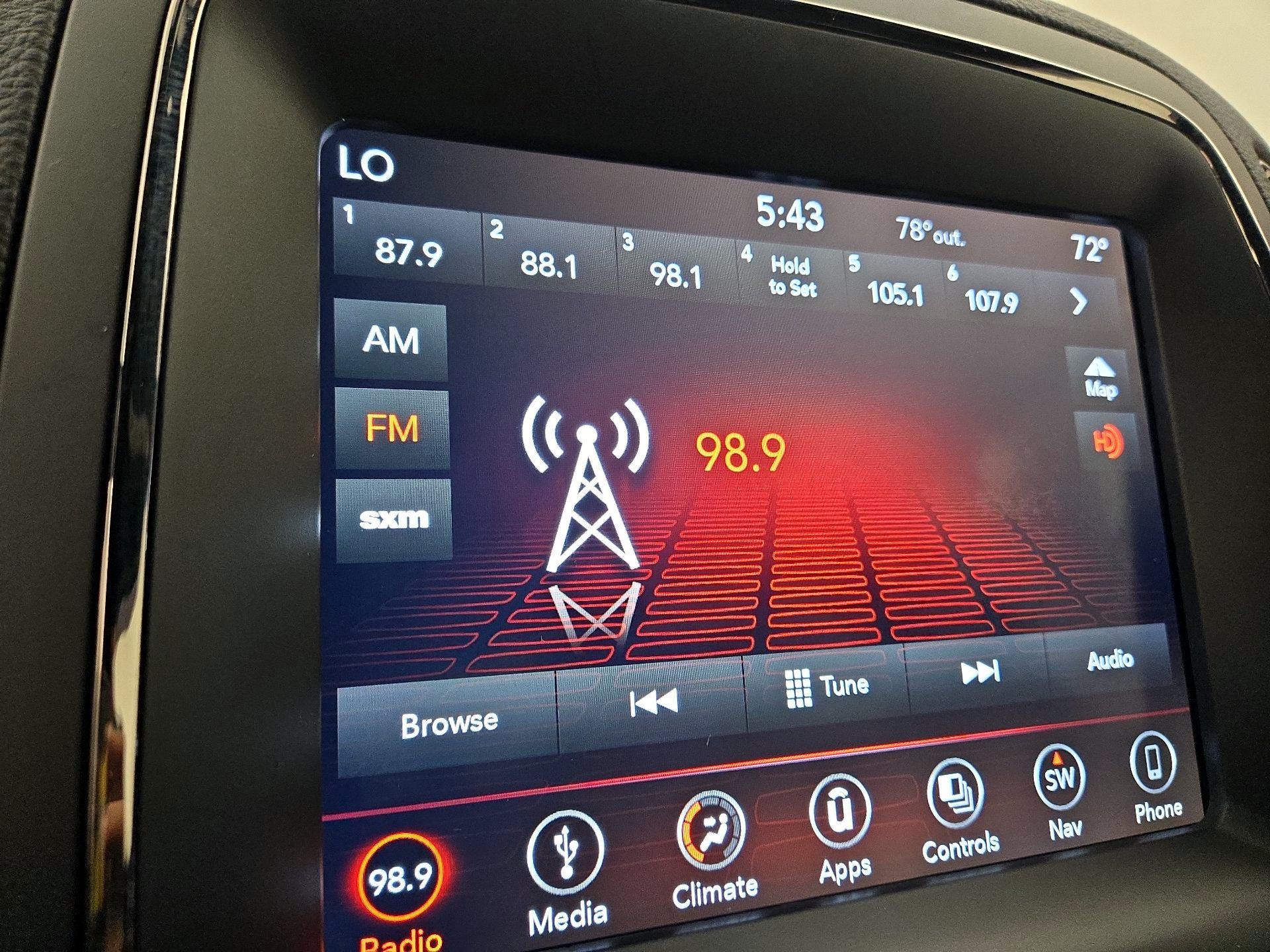 Thumbnail: 2019 Dodge Durango - 16