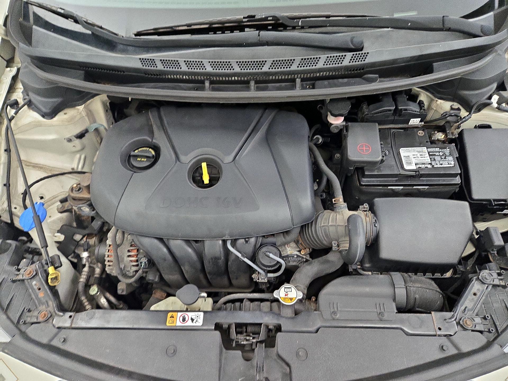 Thumbnail: 2015 Kia Forte - 18