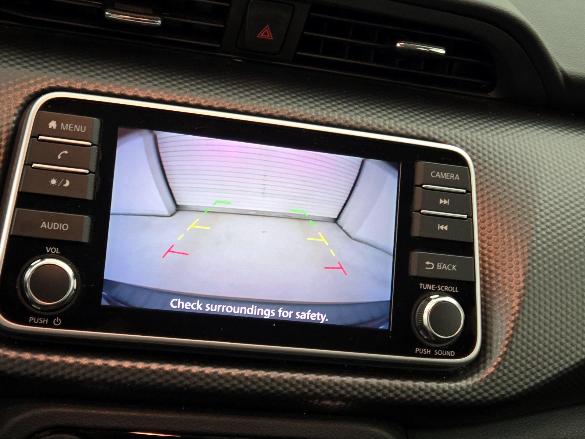 Thumbnail: 2019 Nissan Kicks - 11