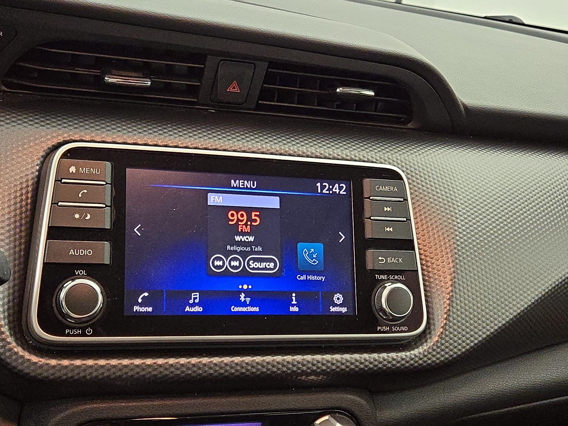 Thumbnail: 2019 Nissan Kicks - 12