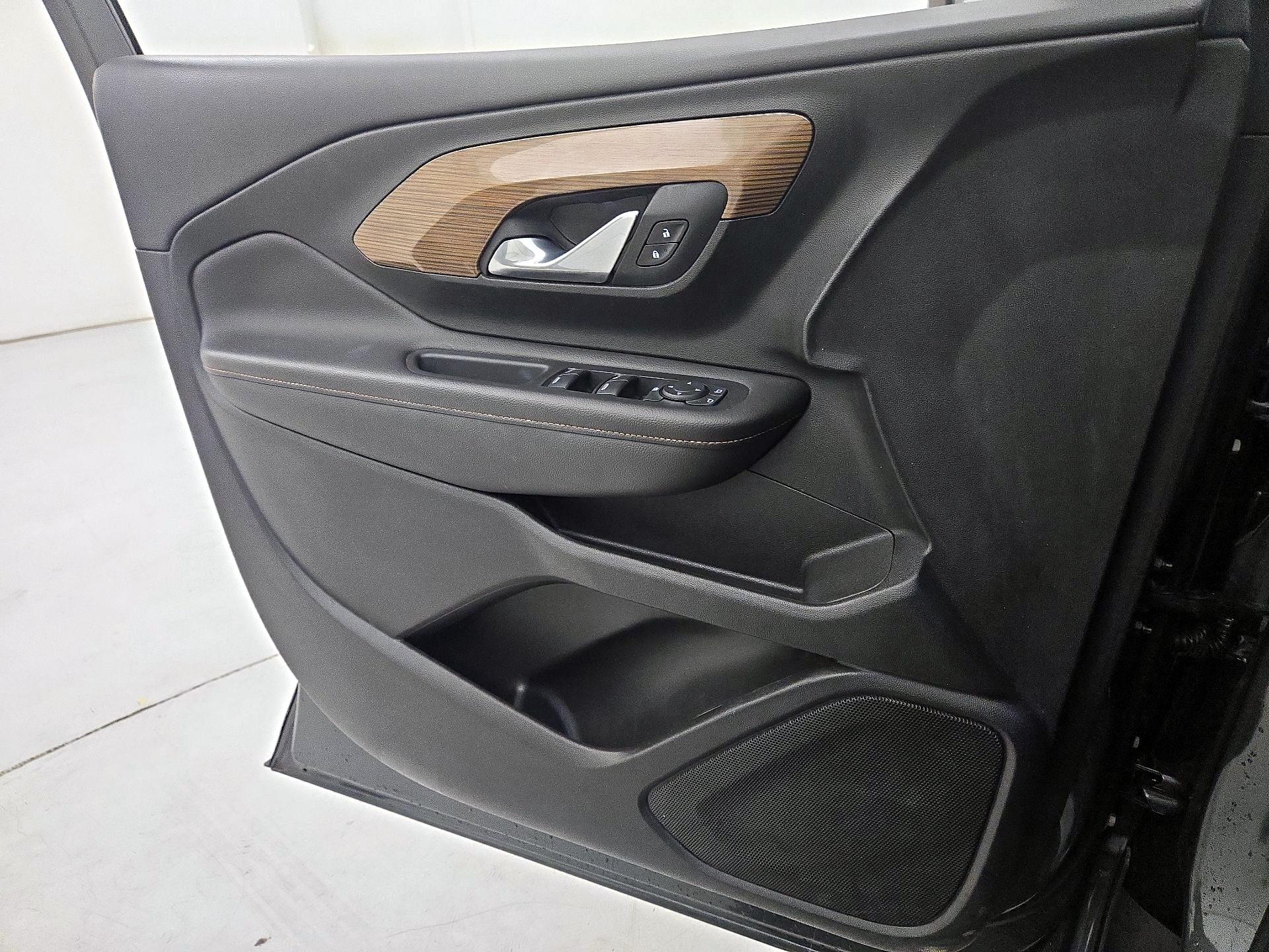 Thumbnail: 2020 GMC Terrain - 10