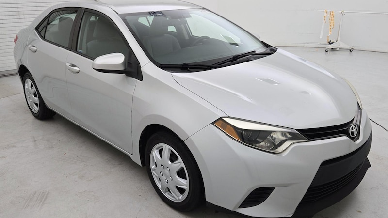 2014 Toyota Corolla LE Hero Image