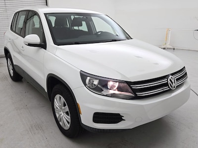 2017 Volkswagen Tiguan Limited -
                Newark, DE