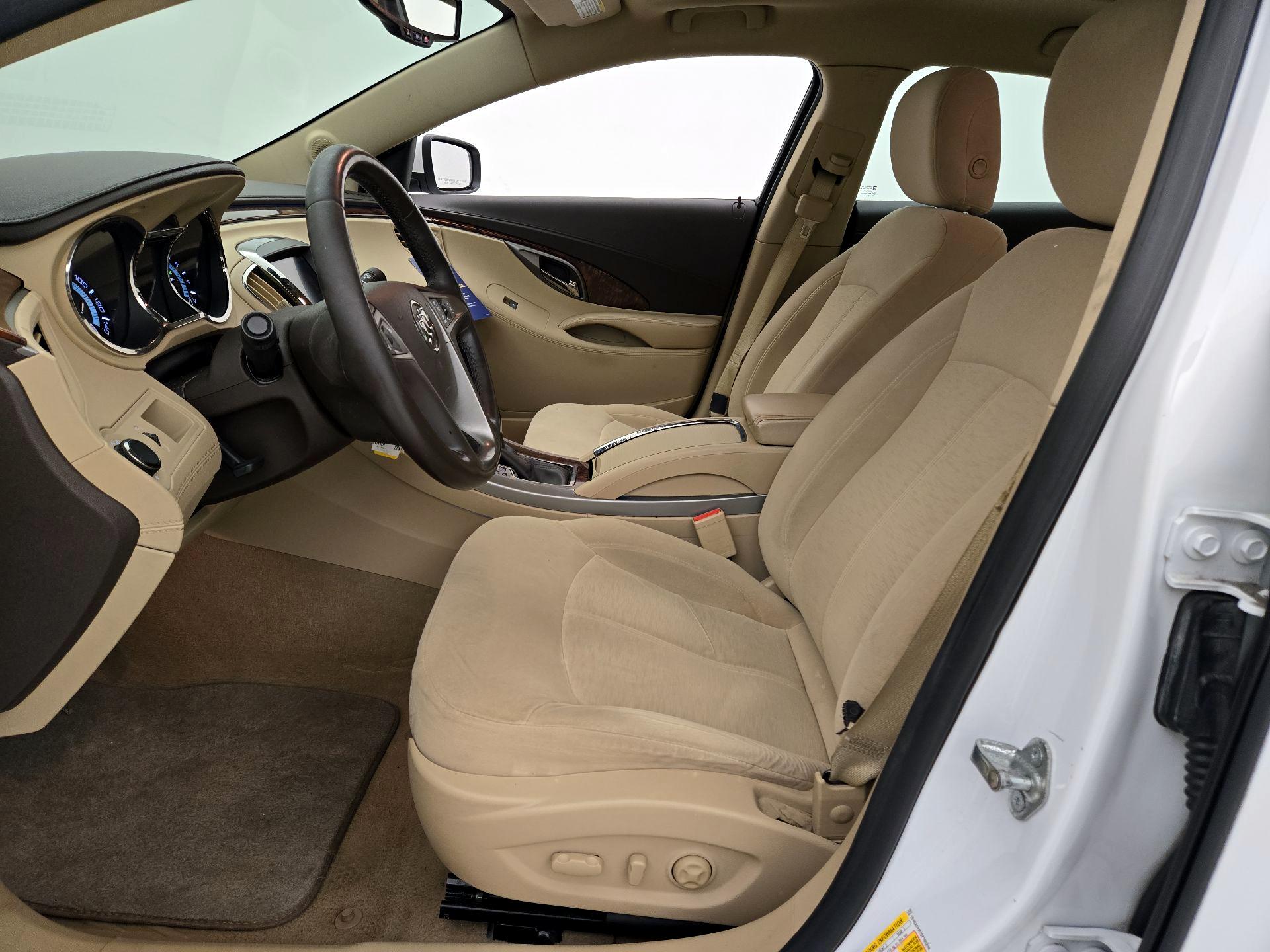 Thumbnail: 2013 Buick LaCrosse - 9