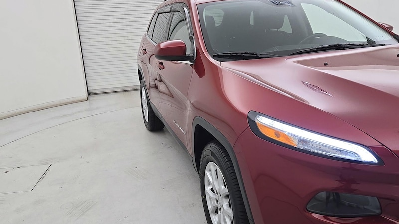 2015 Jeep Cherokee Latitude Hero Image