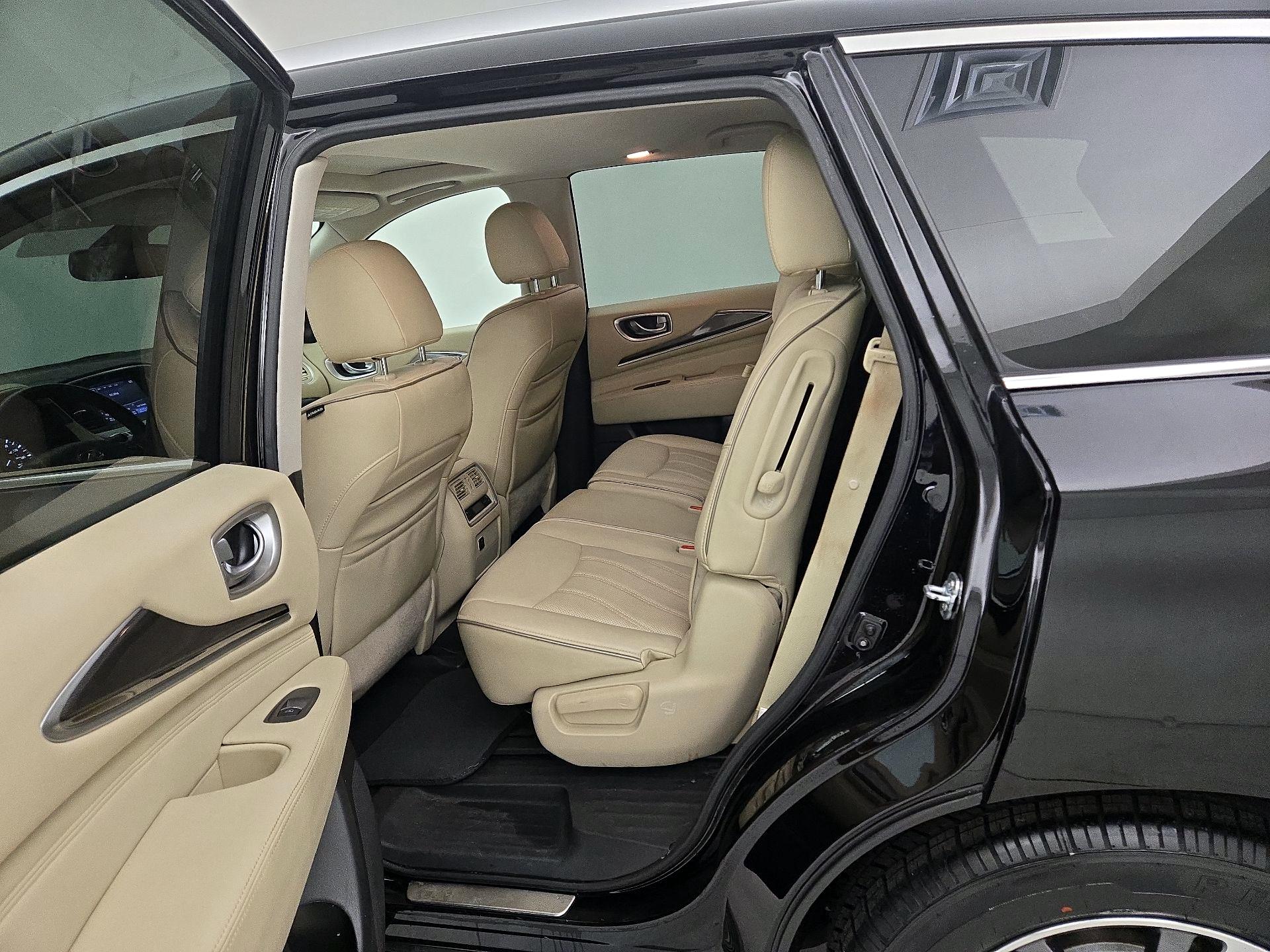 Thumbnail: 2017 INFINITI QX60 - 15