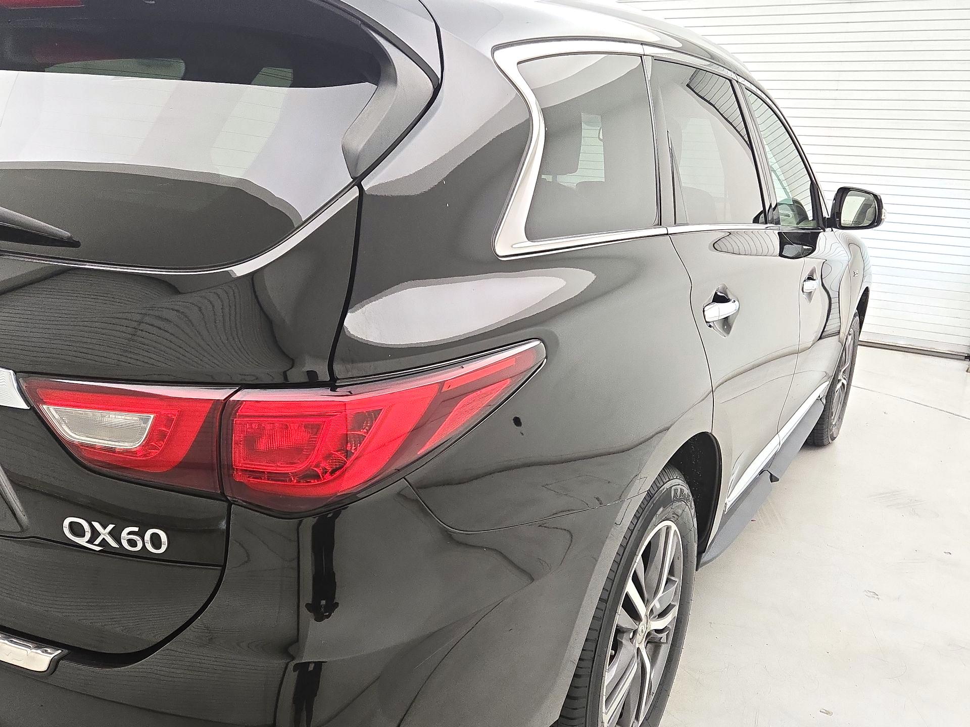 Thumbnail: 2017 INFINITI QX60 - 5