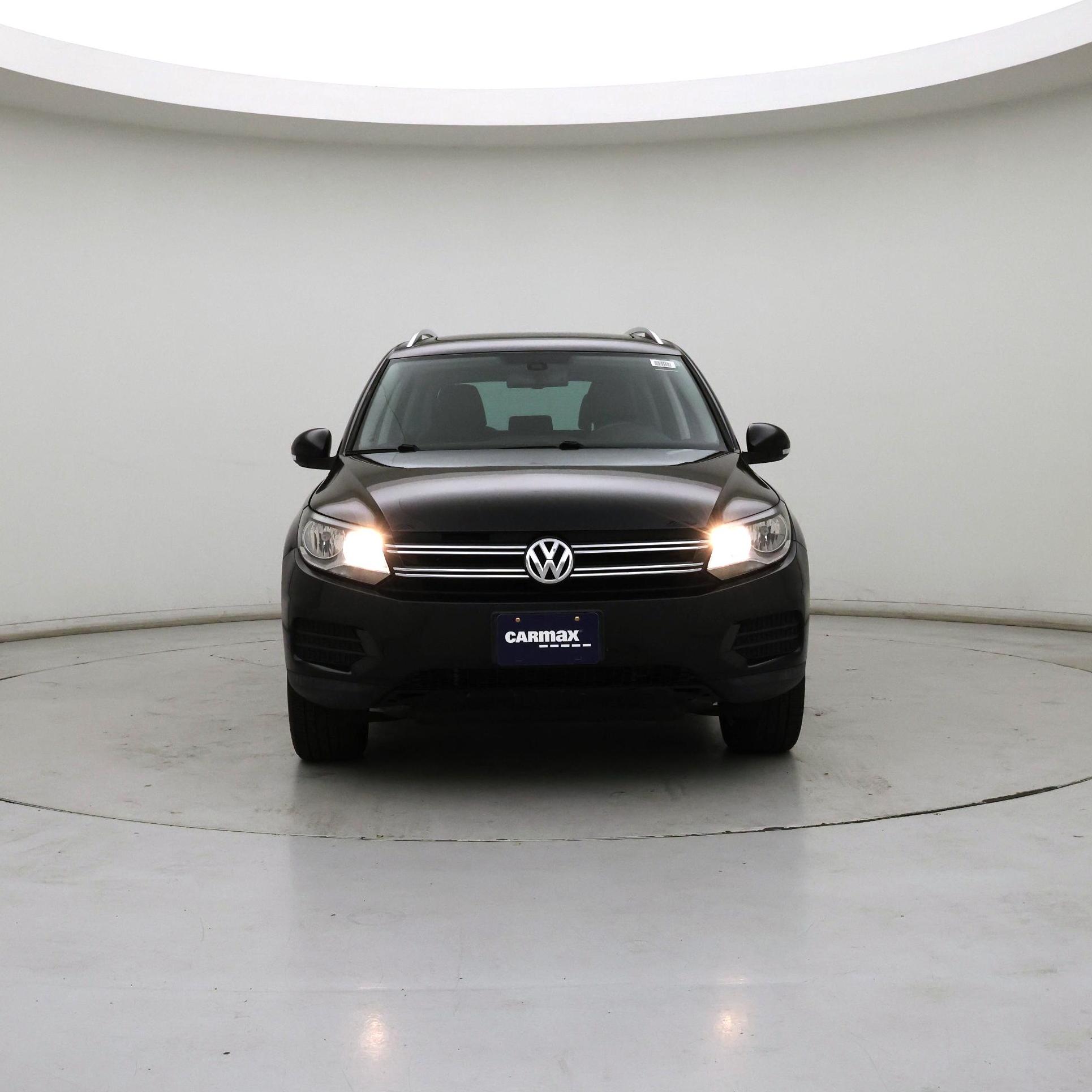 Thumbnail: 2017 Volkswagen Tiguan - 5