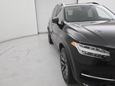 2017 Volvo XC90 T6 Momentum -
                Newark, DE