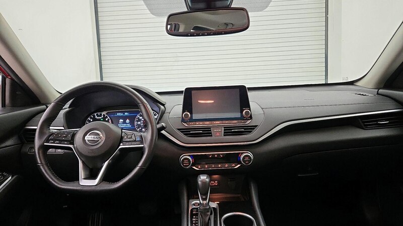 2020 Nissan Altima SV 8