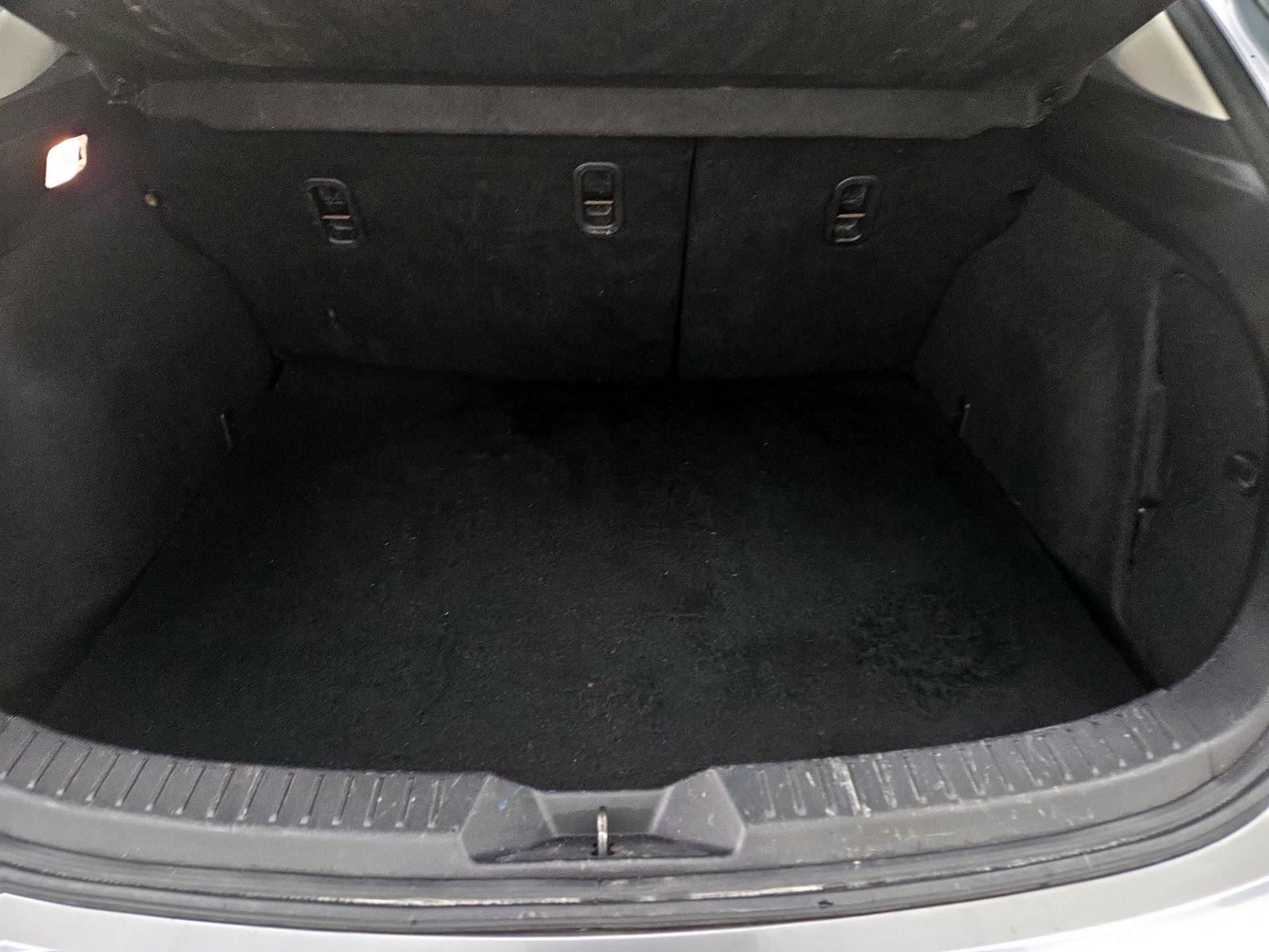 Thumbnail: 2015 Mazda Mazda3 - 17