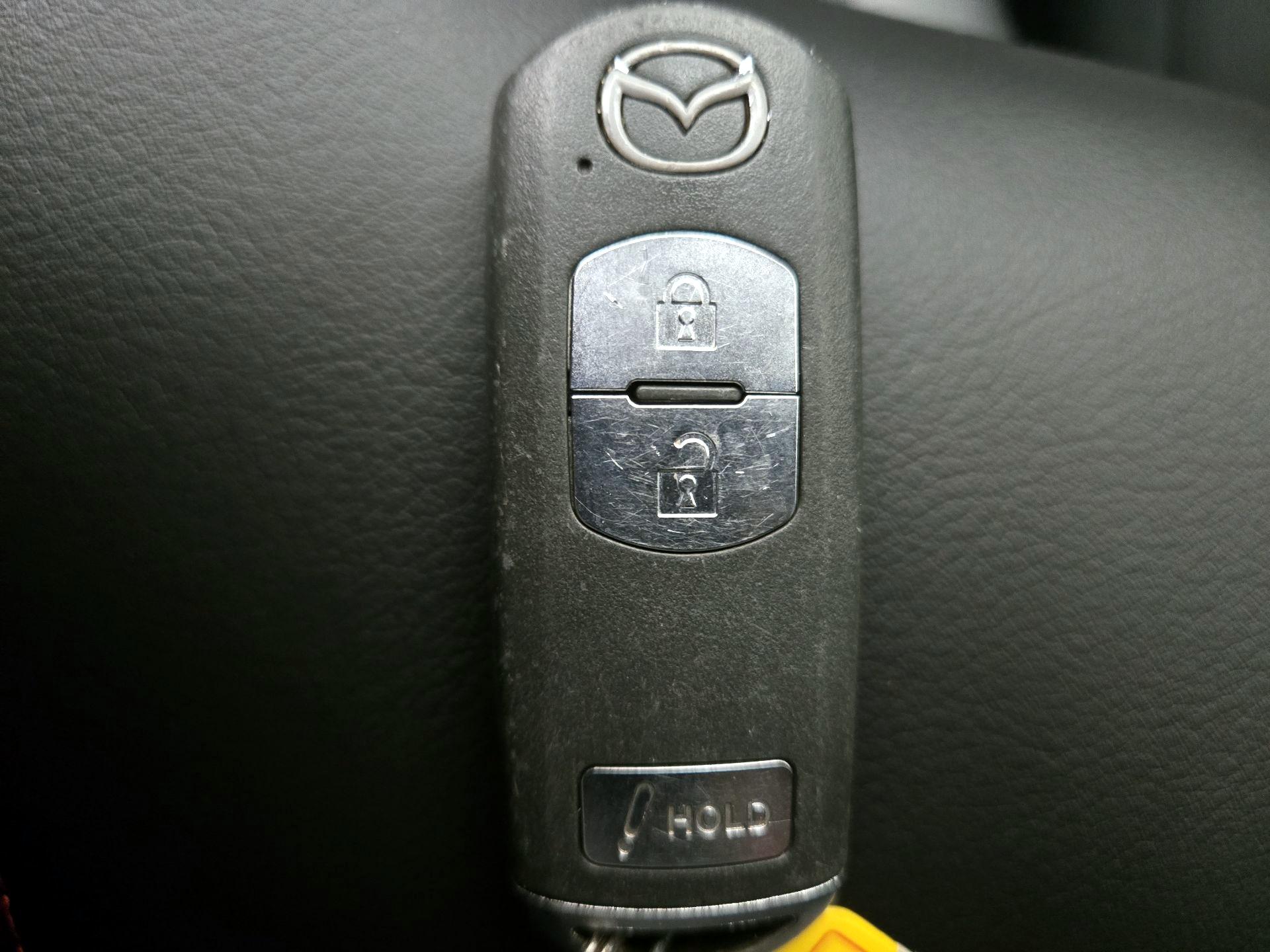 Thumbnail: 2015 Mazda Mazda3 - 19