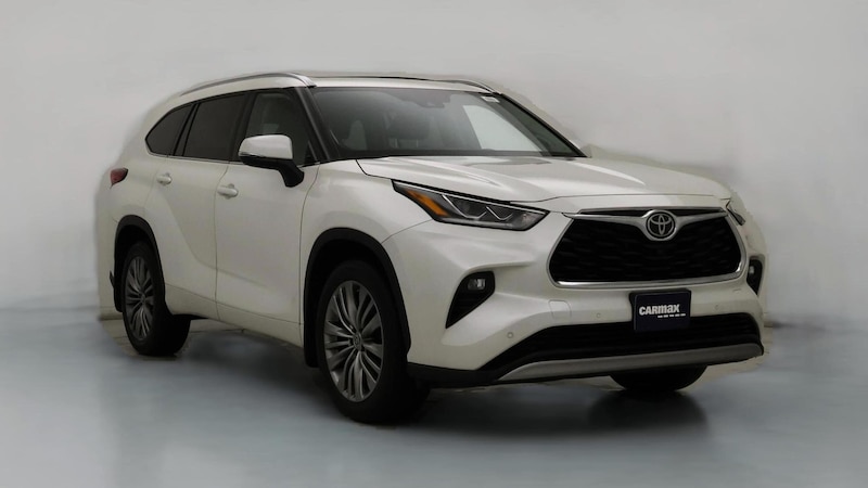 2020 Toyota Highlander Platinum Hero Image