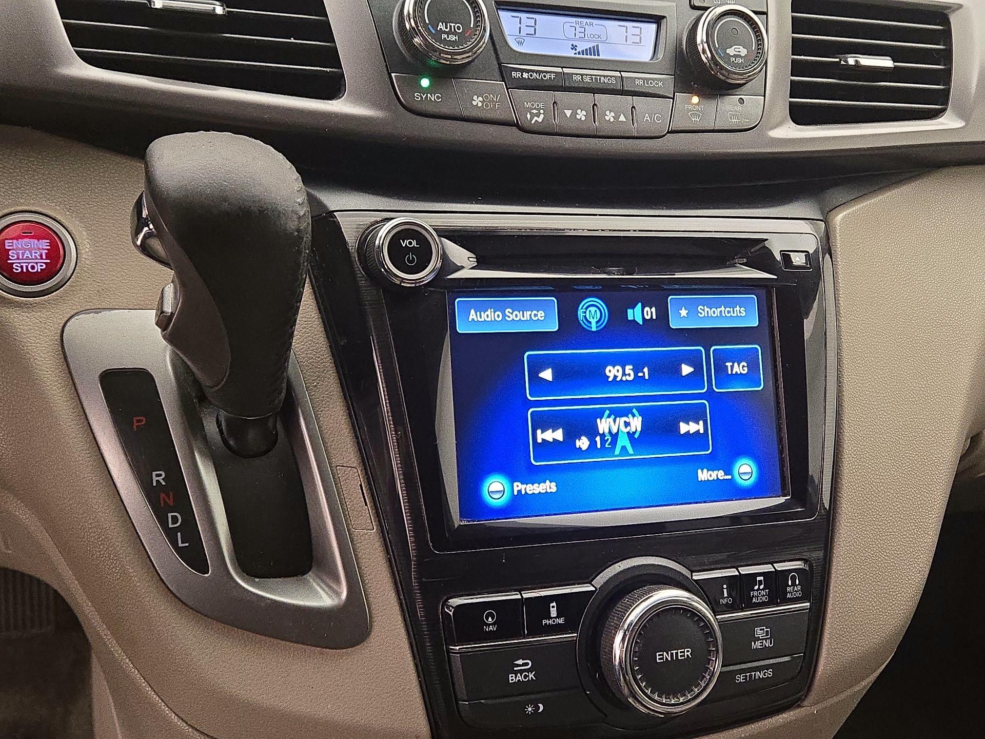 Thumbnail: 2014 Honda Odyssey - 16