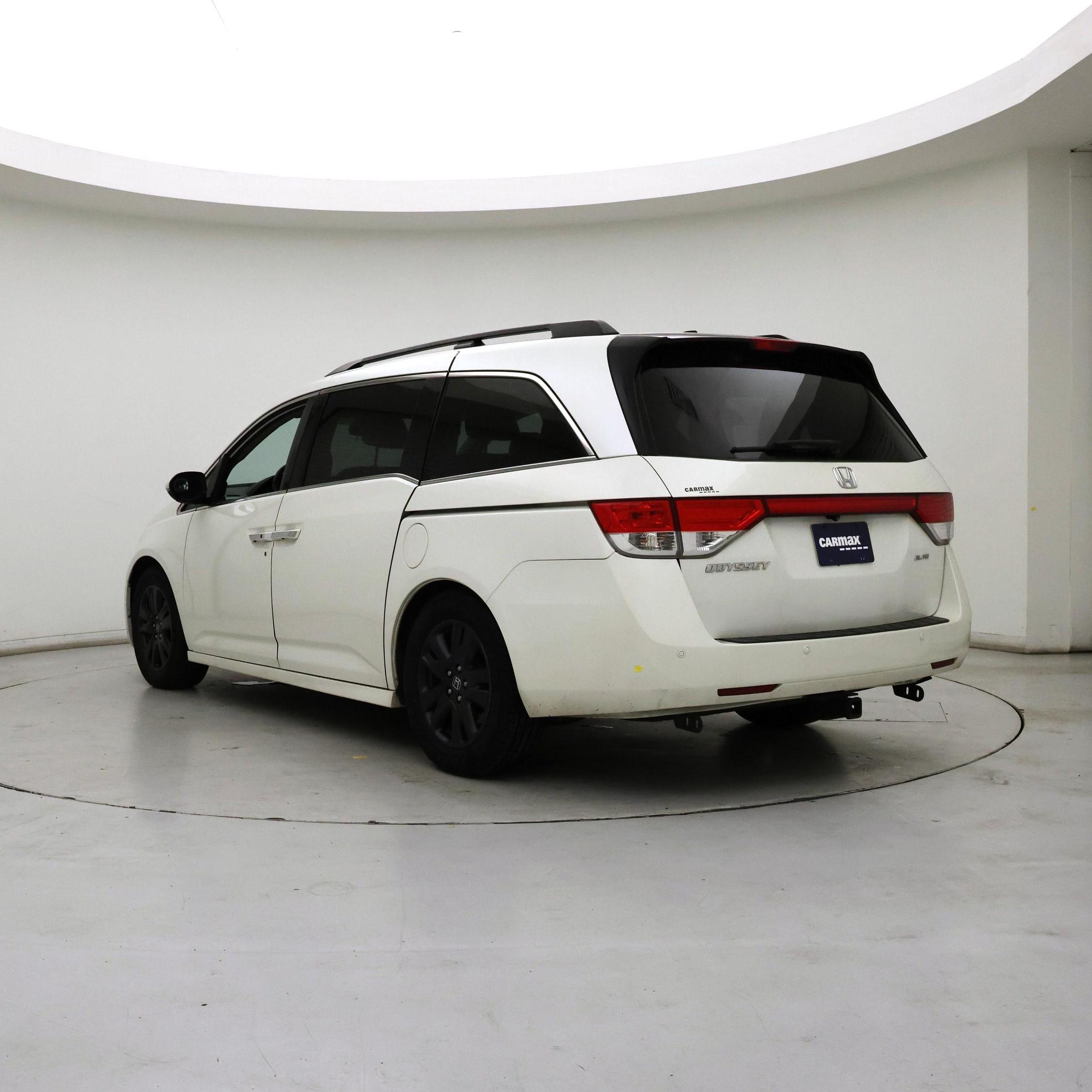 Thumbnail: 2014 Honda Odyssey - 2