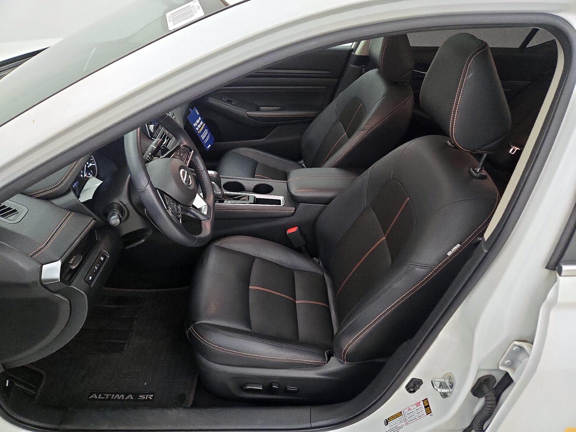 Thumbnail: 2020 Nissan Altima - 11
