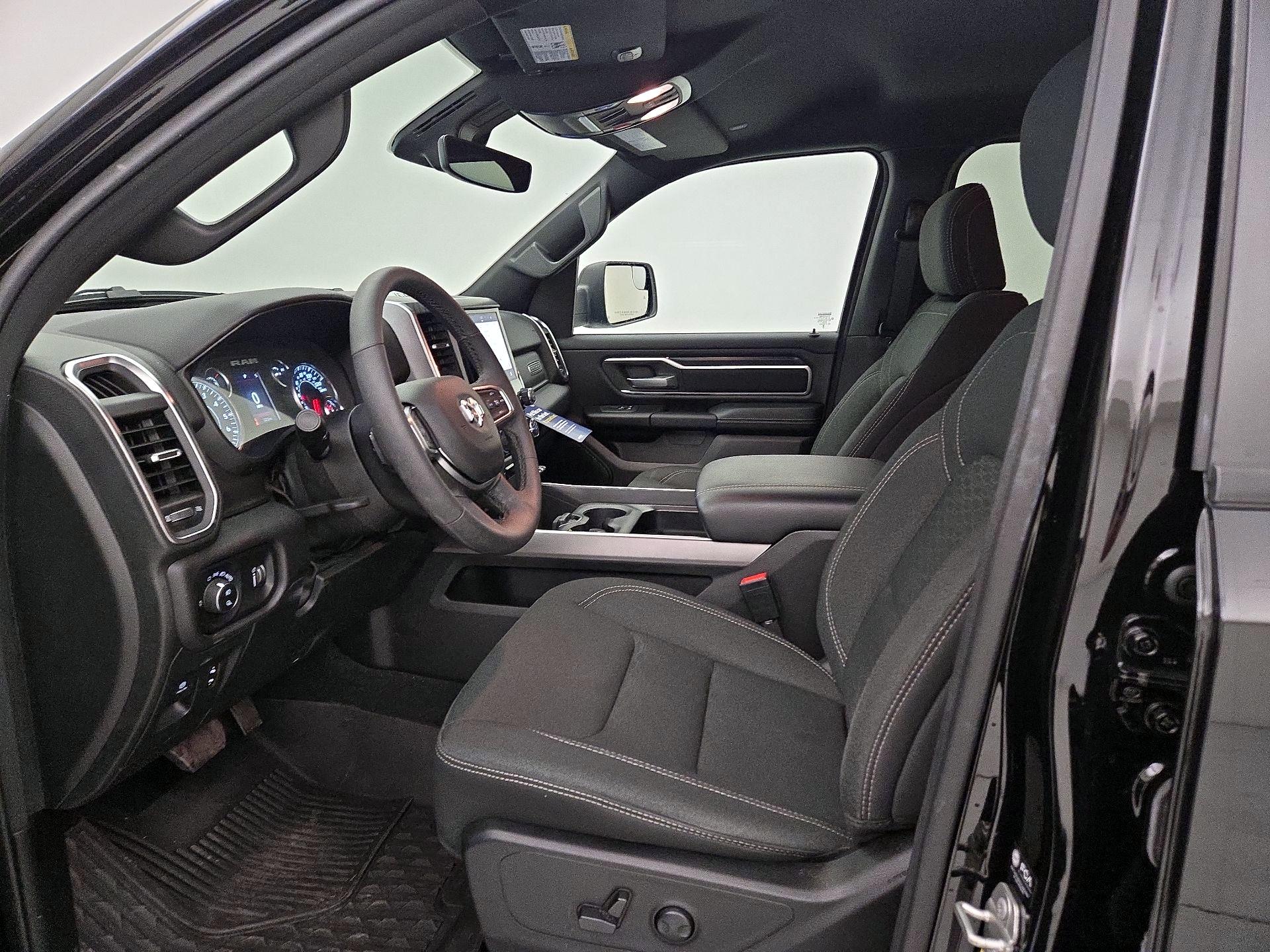 Thumbnail: 2025 RAM 1500 - 11