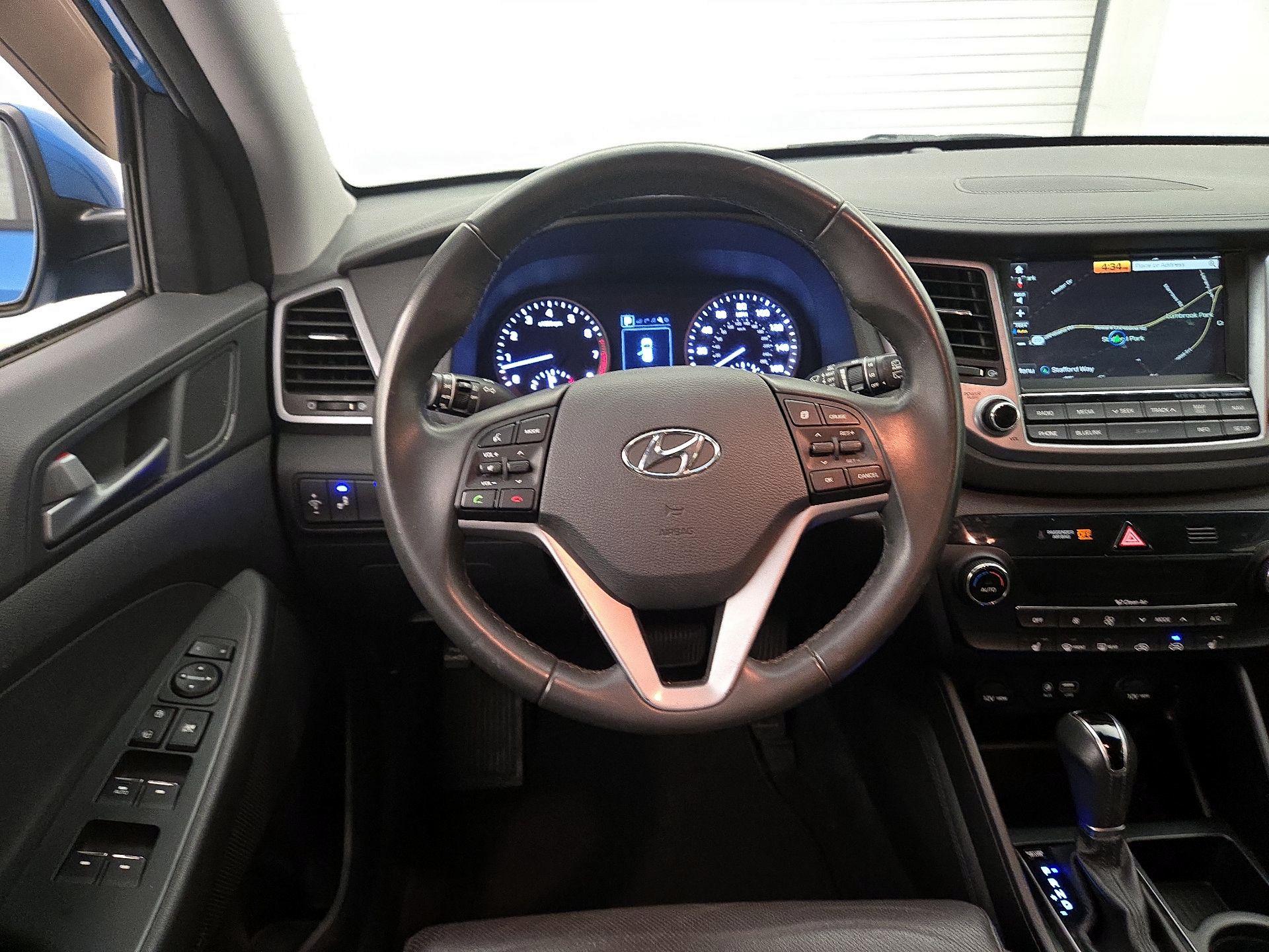 Thumbnail: 2017 Hyundai Tucson - 10