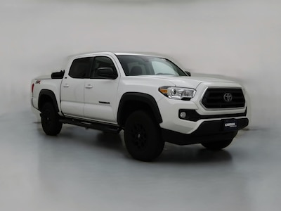 White 2023 Toyota Tacoma SR5