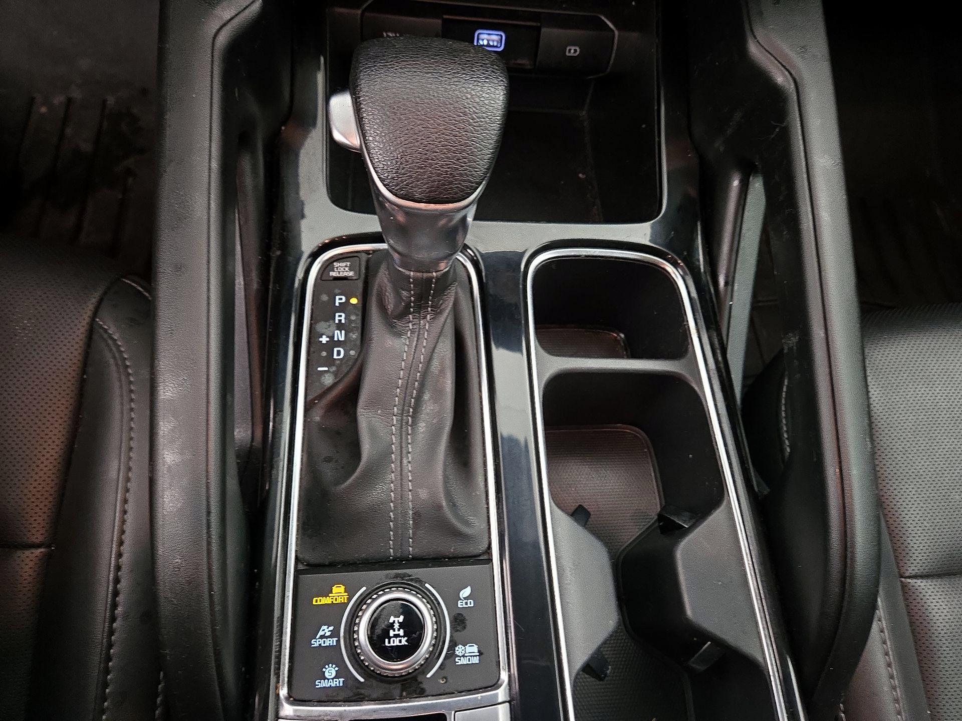 Thumbnail: 2021 Kia Telluride - 16