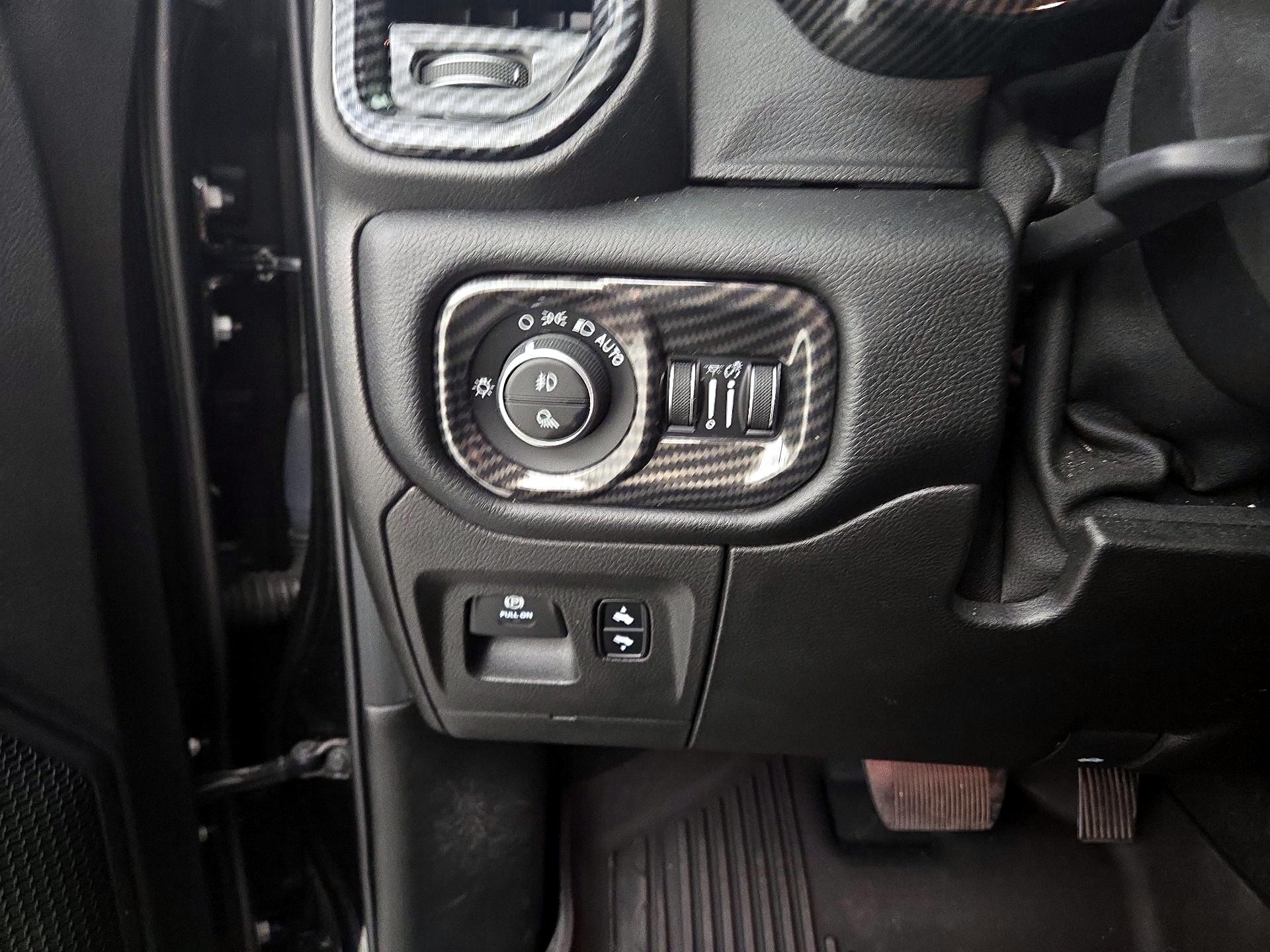 Thumbnail: 2019 RAM 1500 - 13