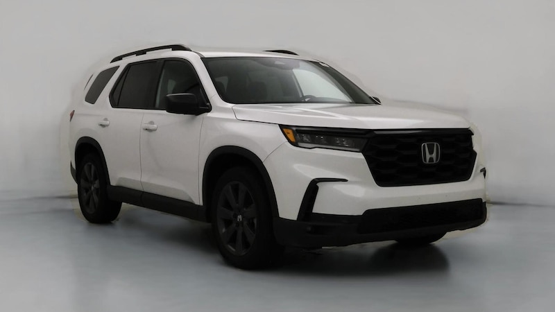 2023 Honda Pilot Sport Hero Image