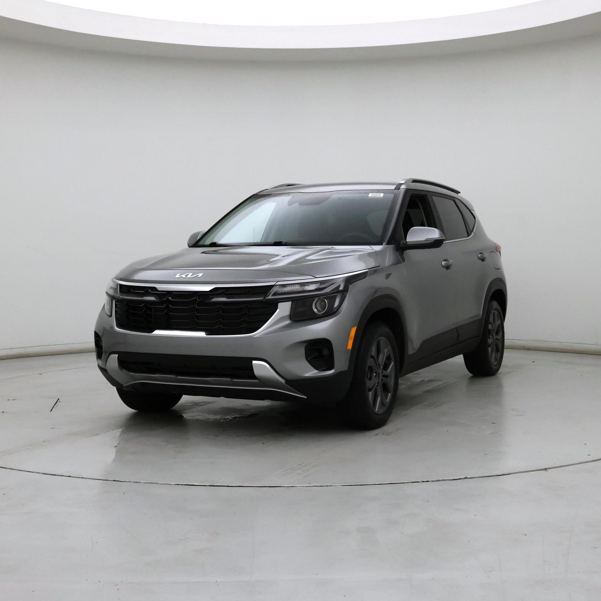 Thumbnail: 2024 Kia Seltos - 4